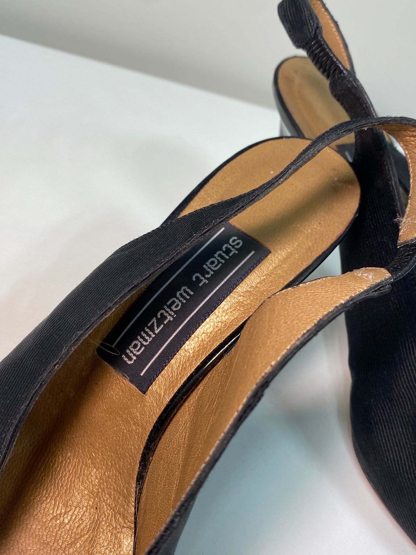 STUART WEITZMAN High heels black with gold ball details (38.5)