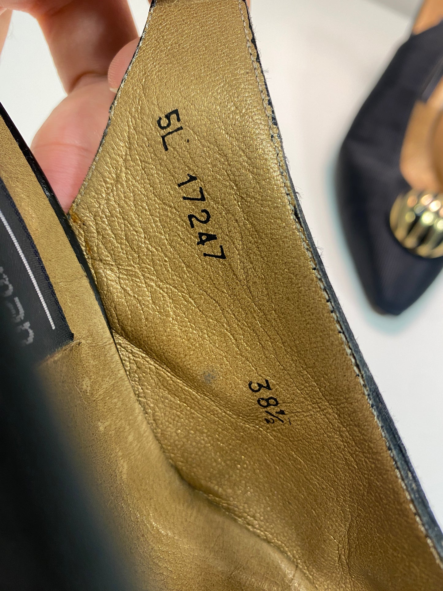 STUART WEITZMAN High heels black with gold ball details (38.5)