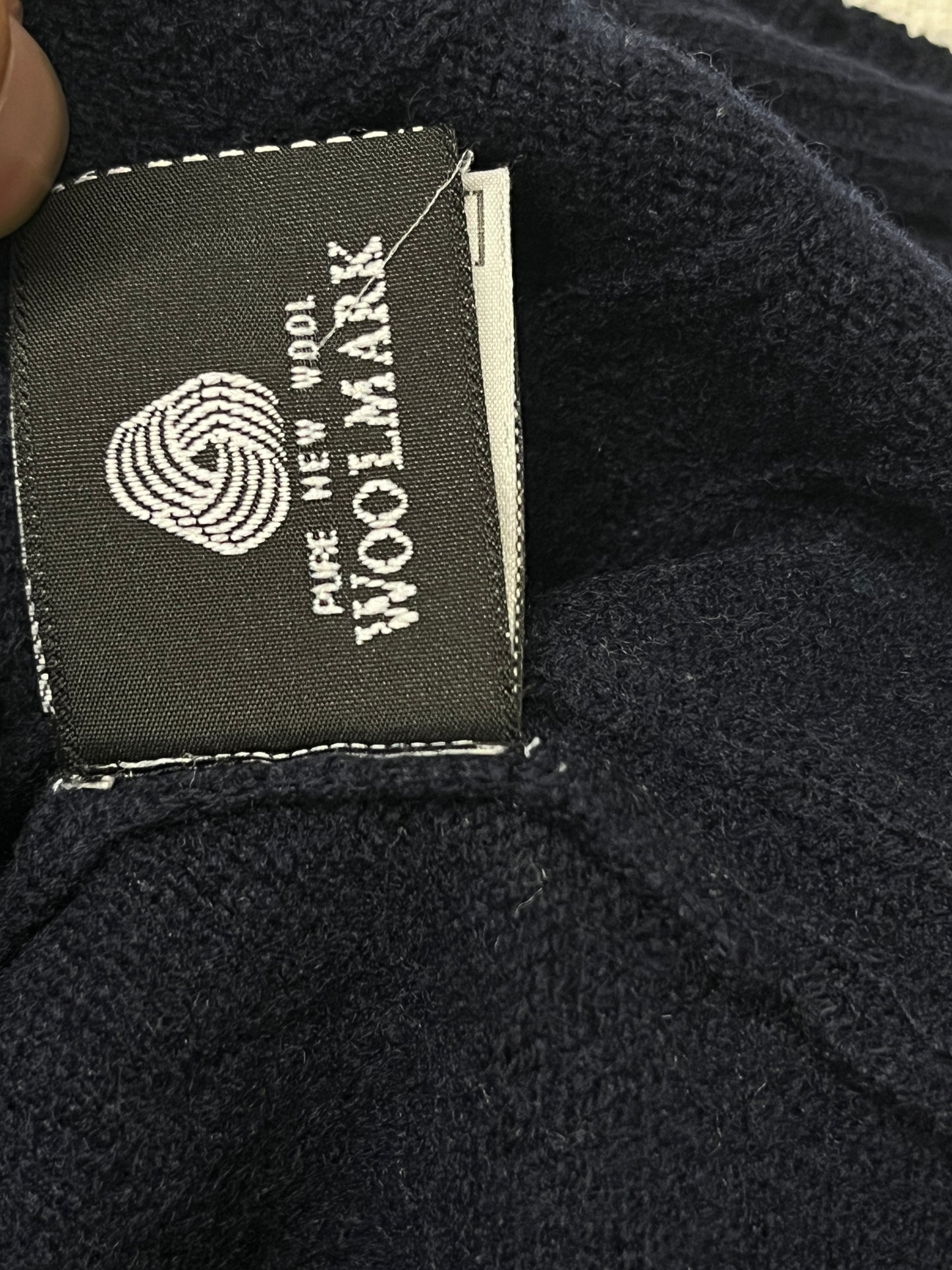 YVES SAINT LAURENT wool navy cable knit vest (M)