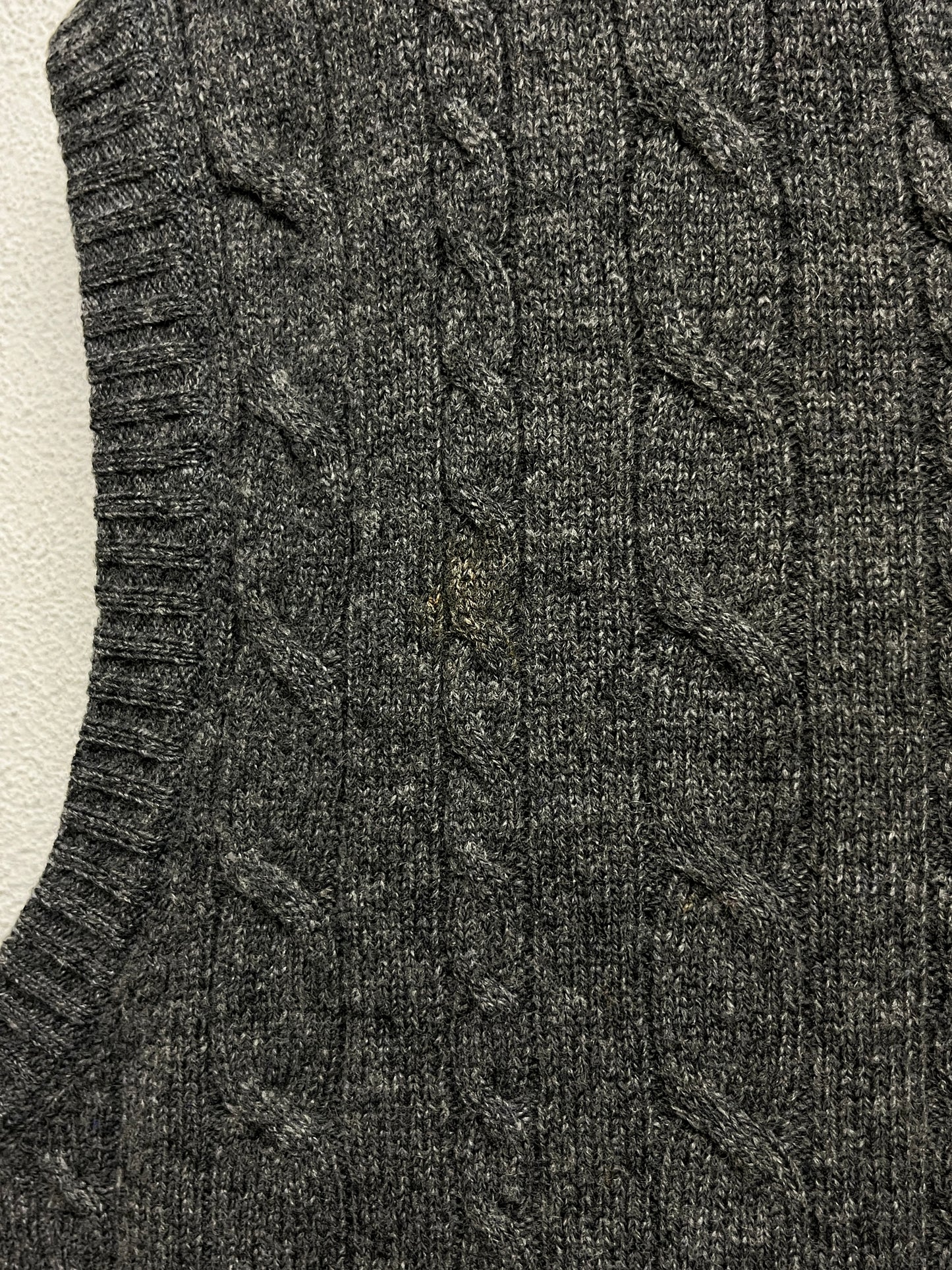 YVES SAINT LAURENT wool grey cable knit vest (M)