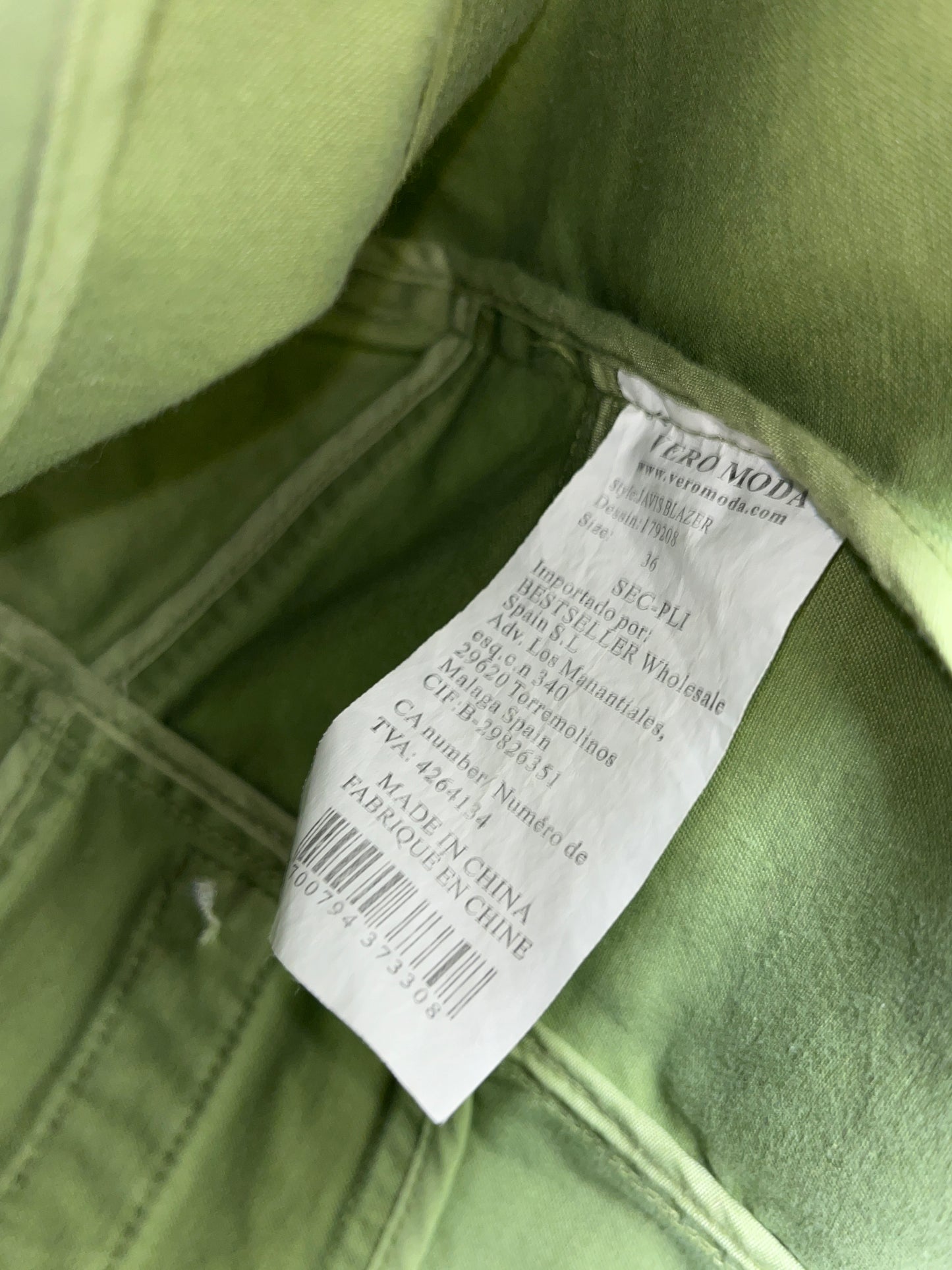 VINTAGE green asymmetrical military jacket (S)