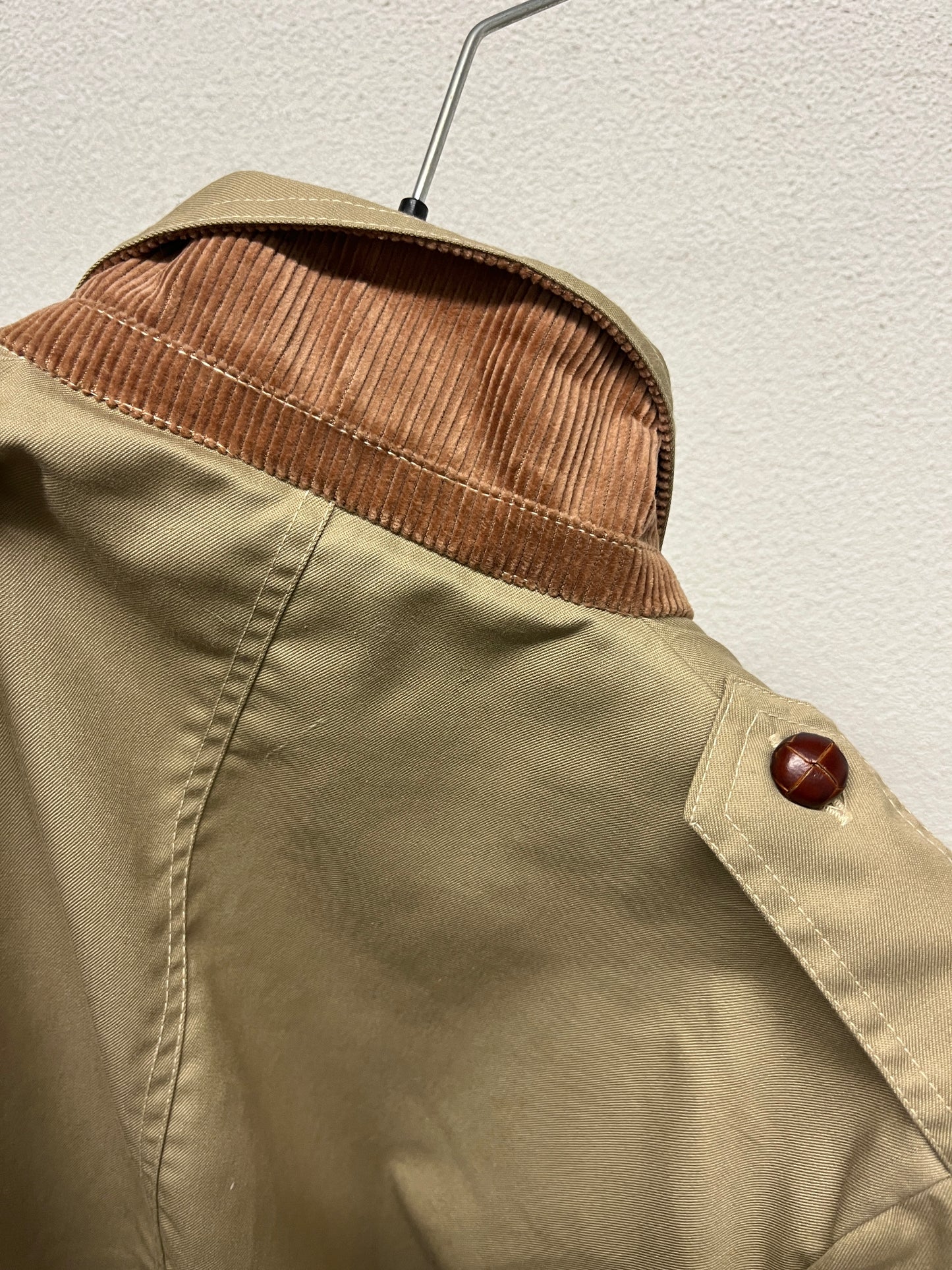 VINTAGE military cargo trucker jacket (S/M)