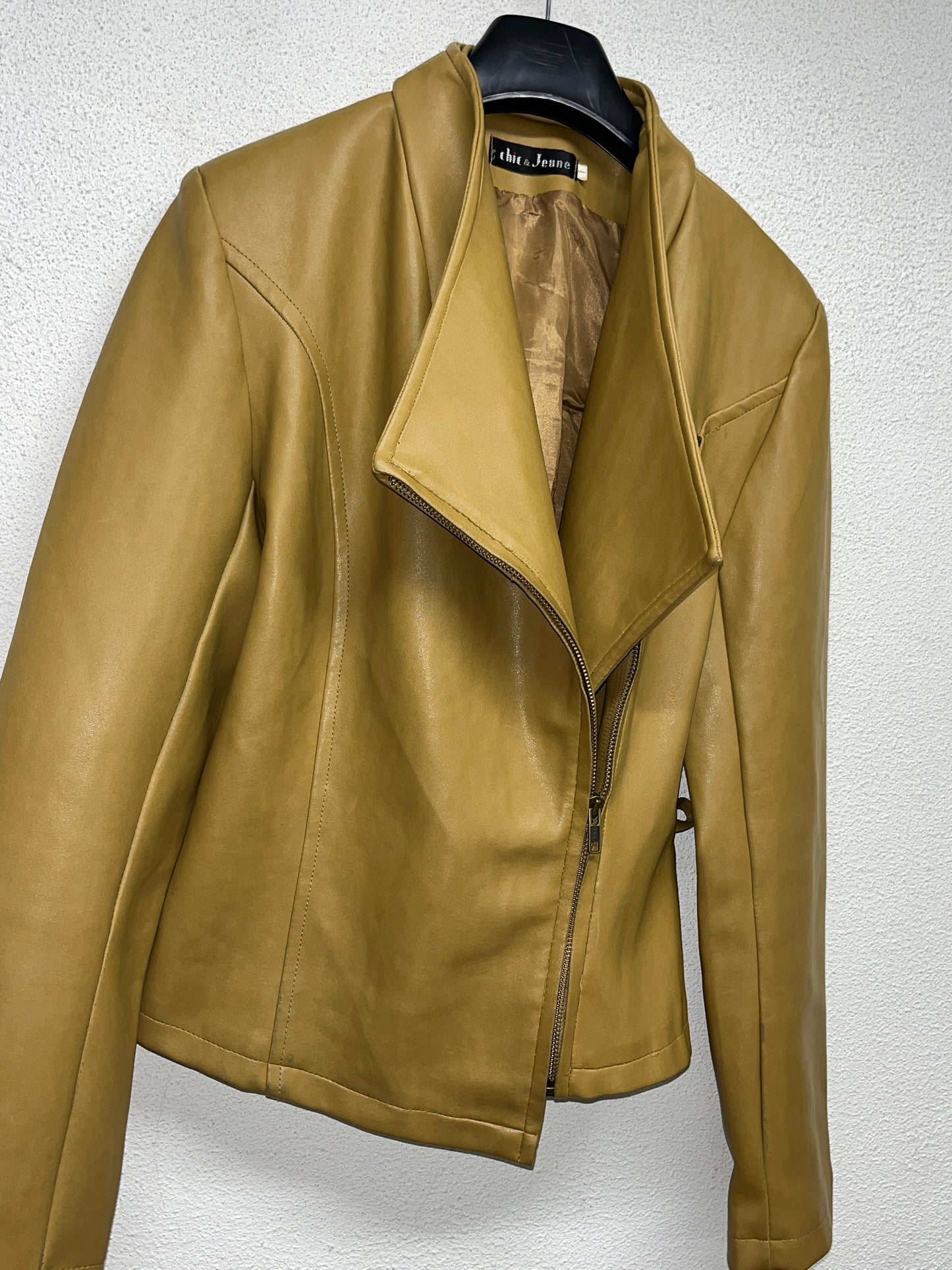 VINTAGE brown-camel vegan leather jacket (S)
