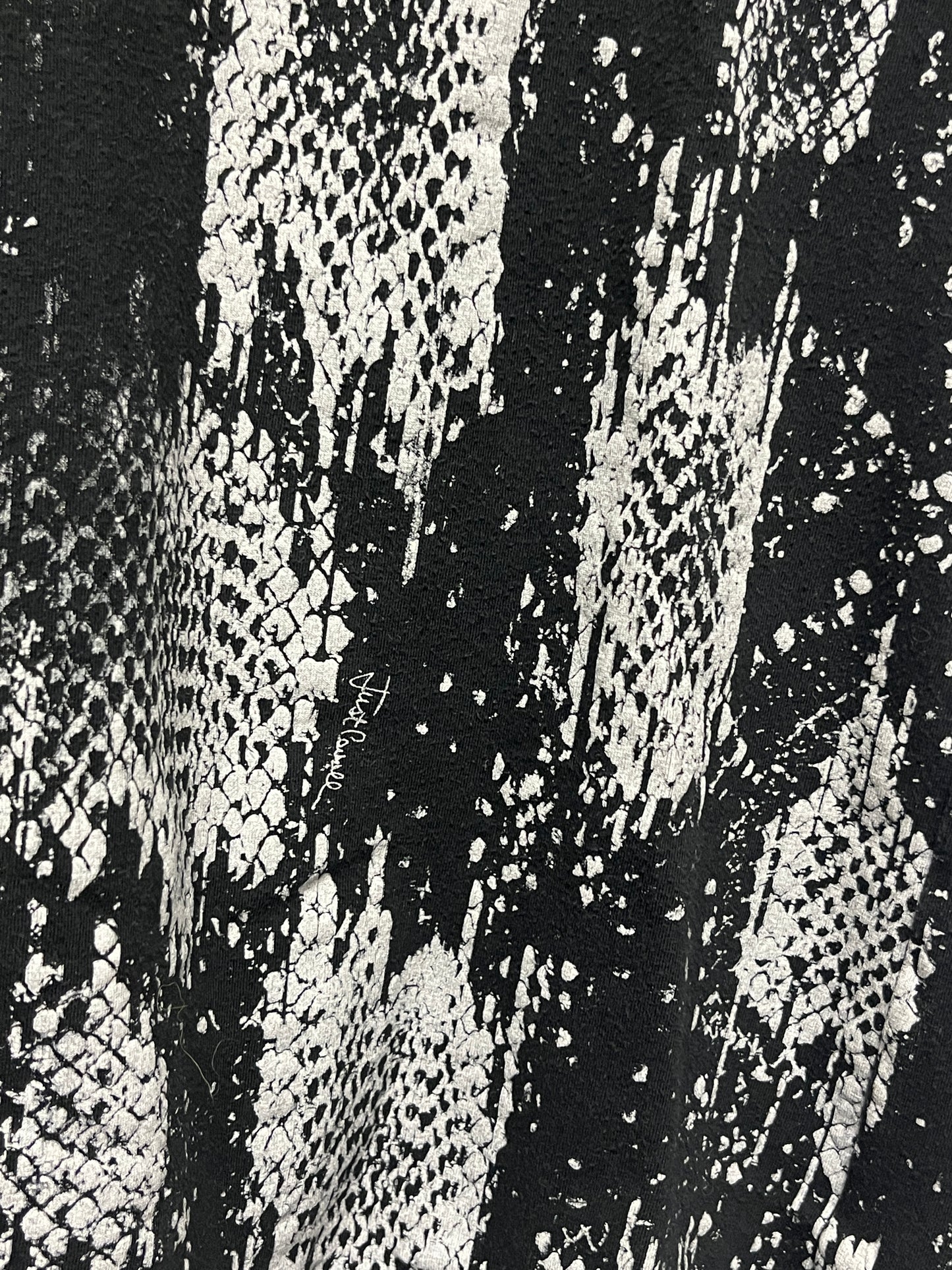 ROBERTO CAVALLI black snakeskin print t-shirt (M)