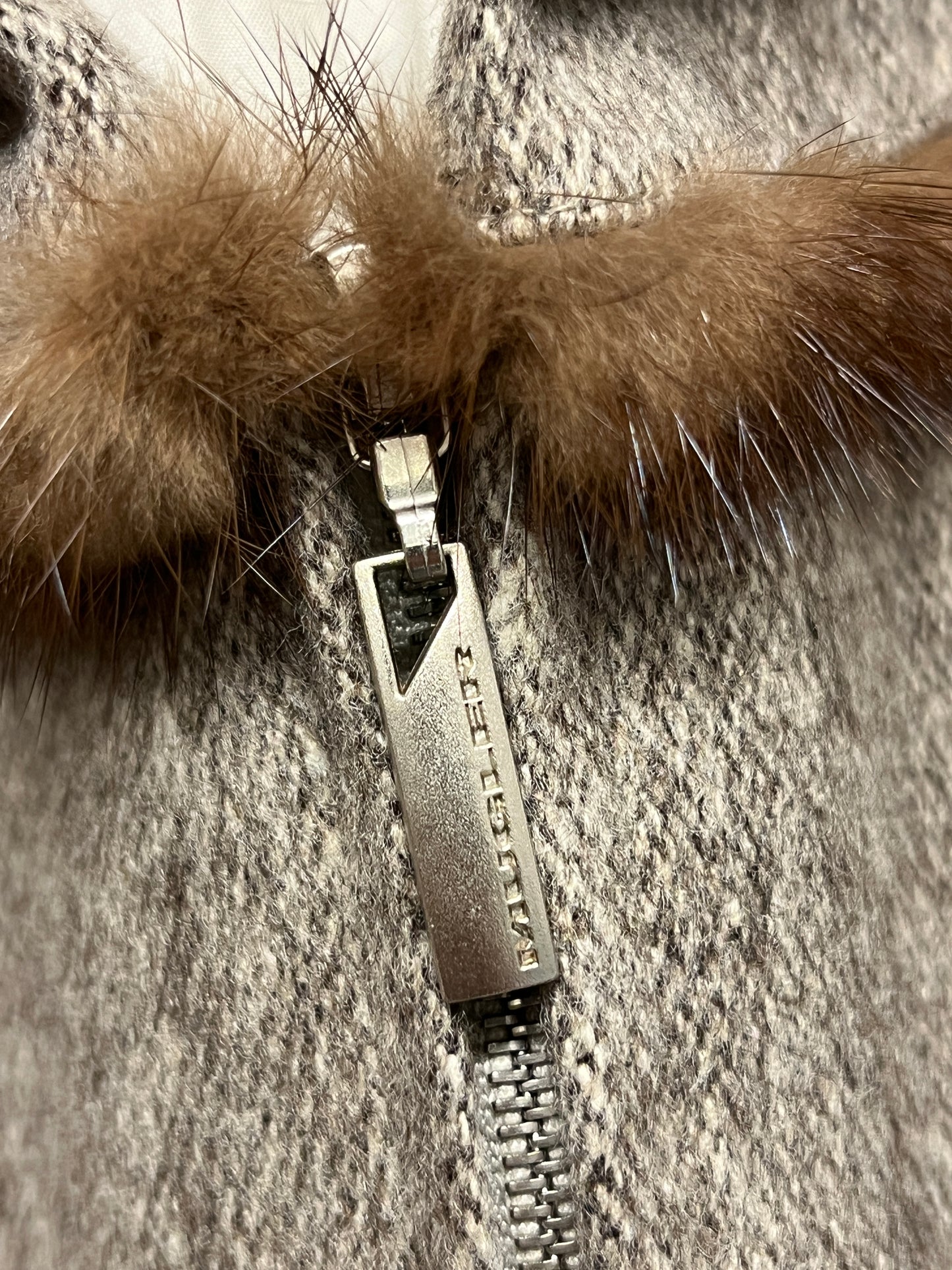 MUGLER wool zip-up blazer with fur collar (M)