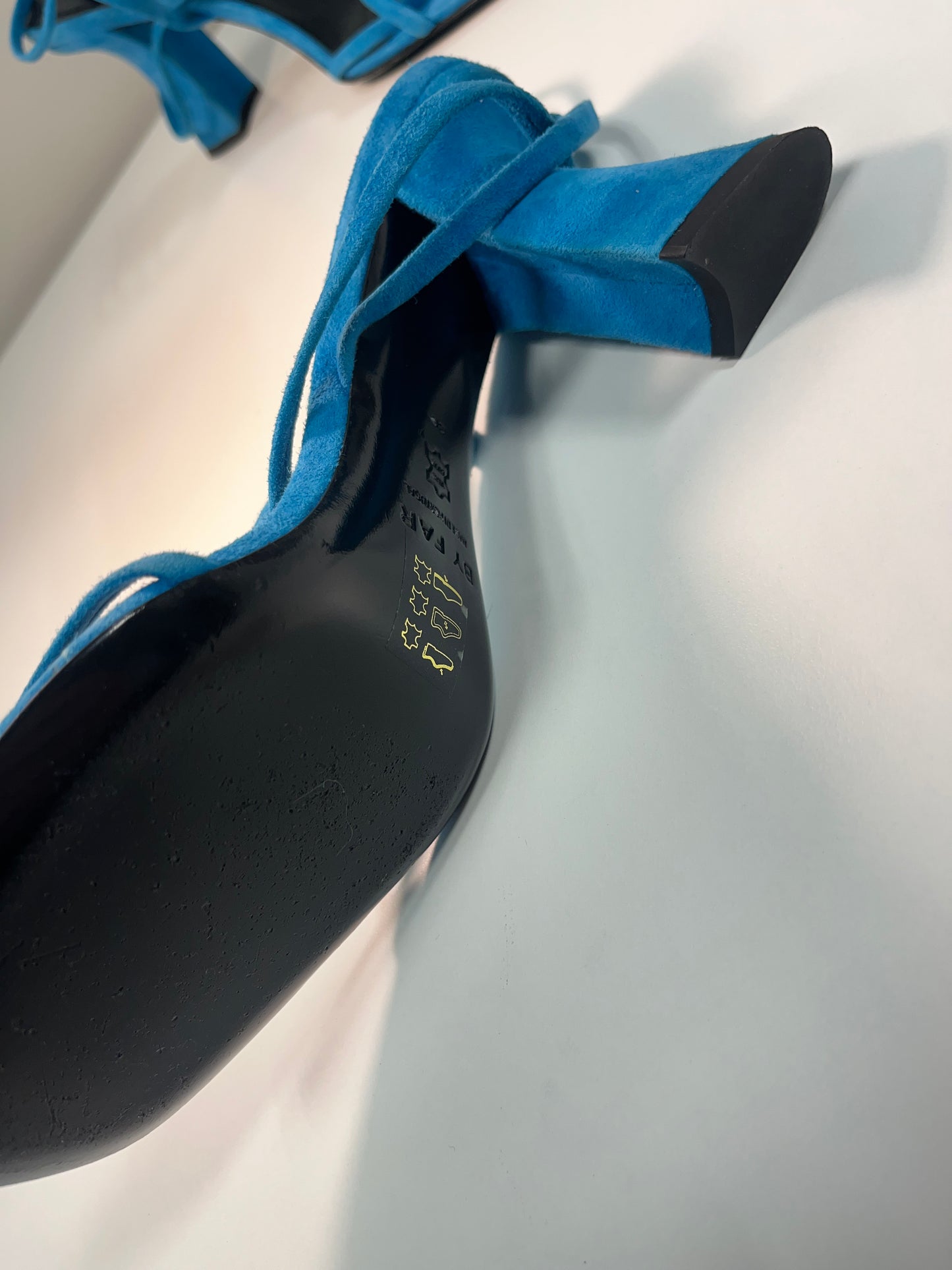 BY FAR blue suede sandal heels (39)