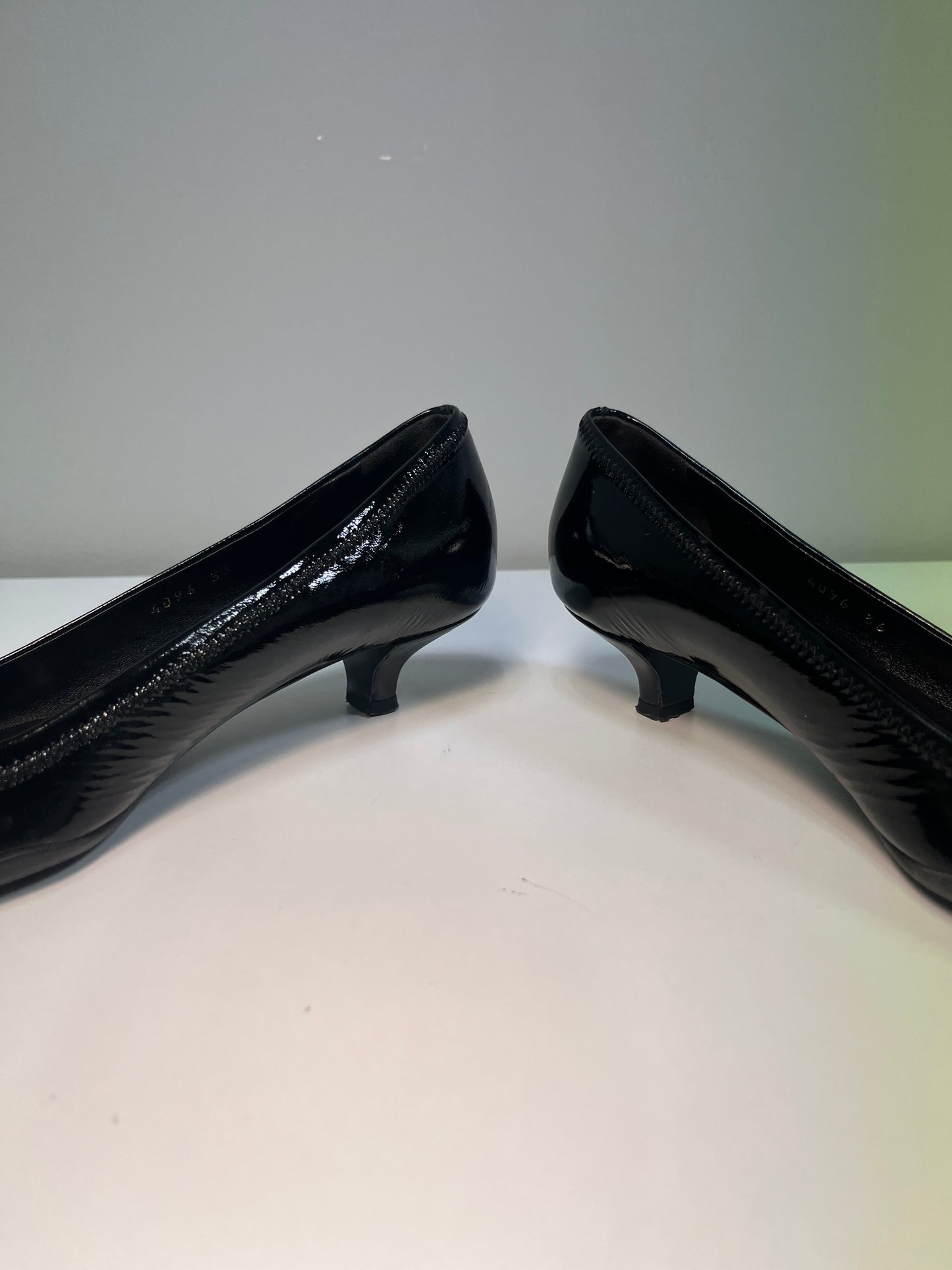 PRADA leather black buckled squared toe kitten heels (36IT/37EU)