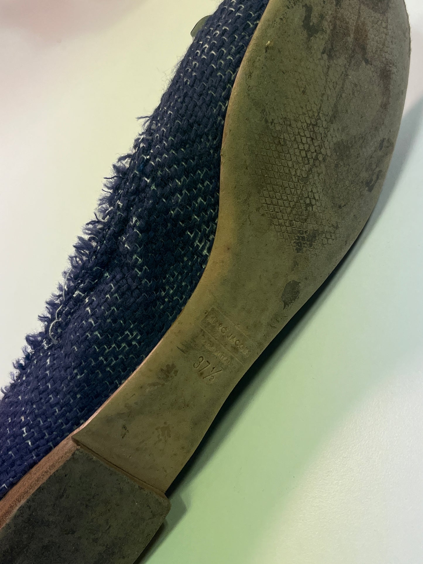 MARC JACOBS distressed tweed studed ballerinas (37.5)