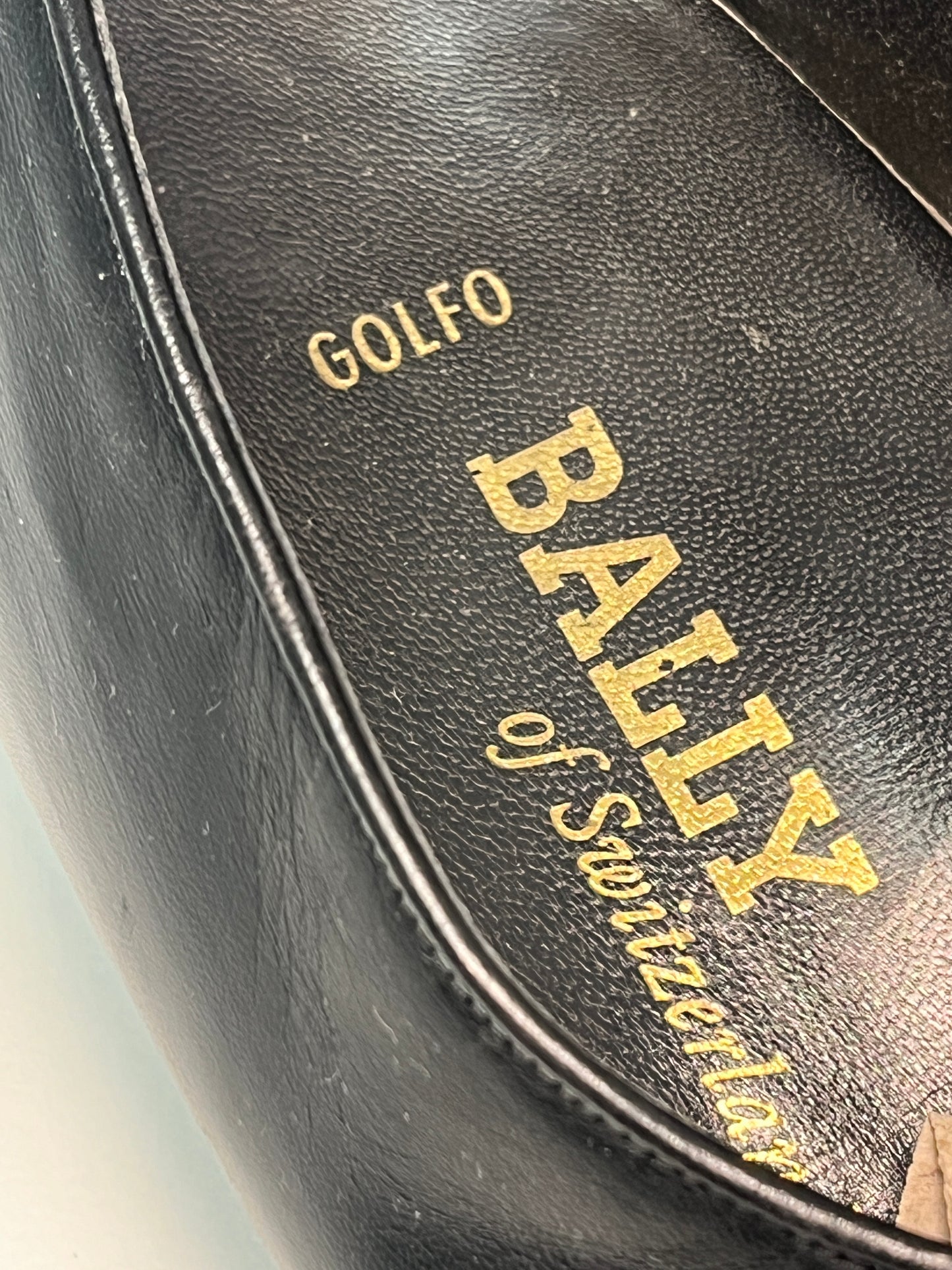 BALLY leather black leather classic loafers (45)