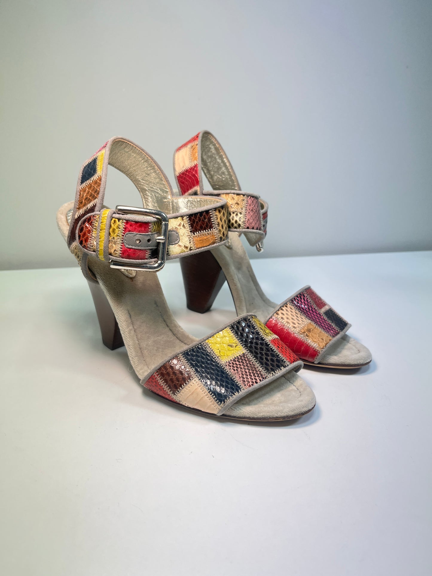 DOLCE & GABBANA leather patchwork sandal heels with wood platform (38)