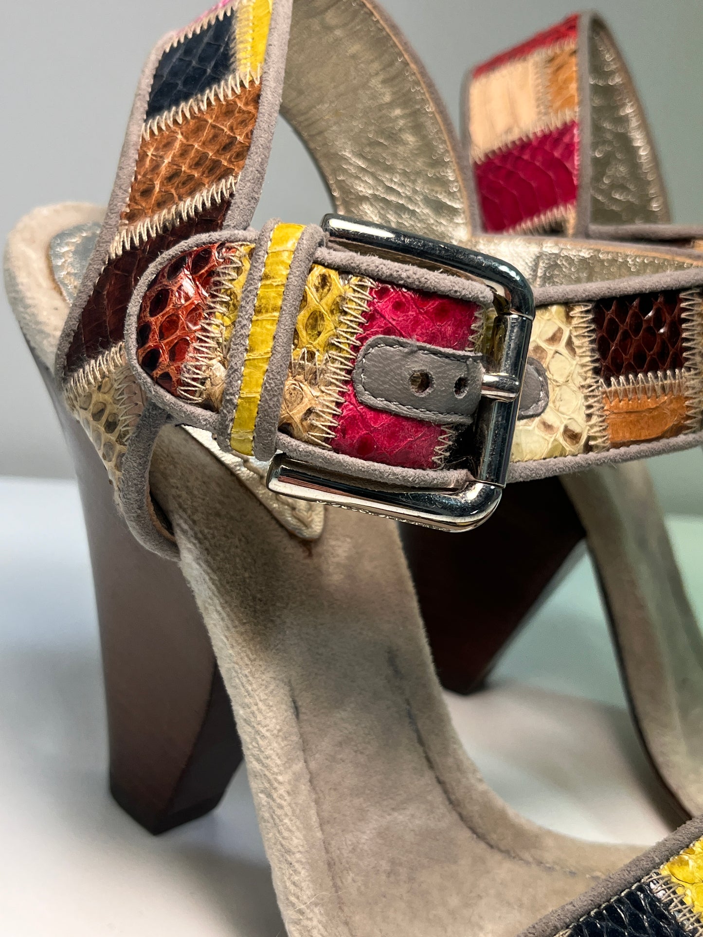DOLCE & GABBANA leather patchwork sandal heels with wood platform (38)