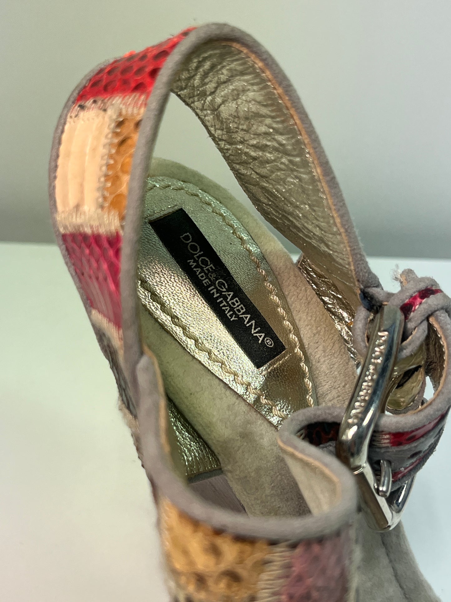 DOLCE & GABBANA leather patchwork sandal heels with wood platform (38)