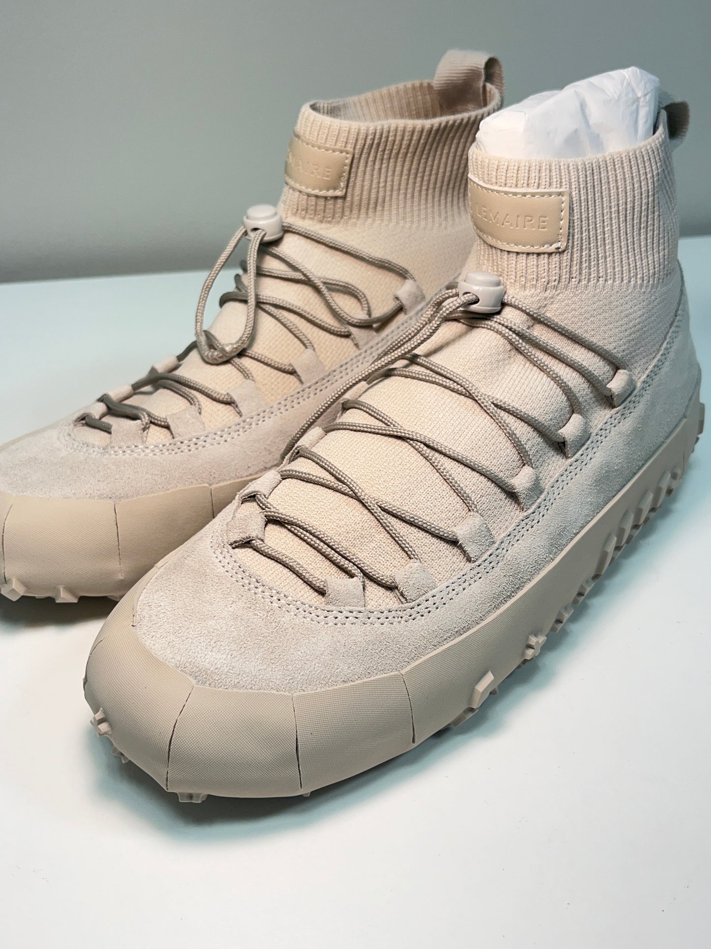 LEMAIRE suede grey-beige high top Vibram Wrap sneakers (41)