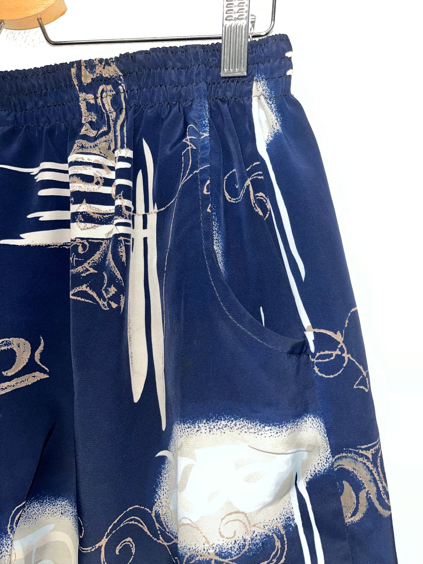VINTAGE pattern maxi shorts (M/L)