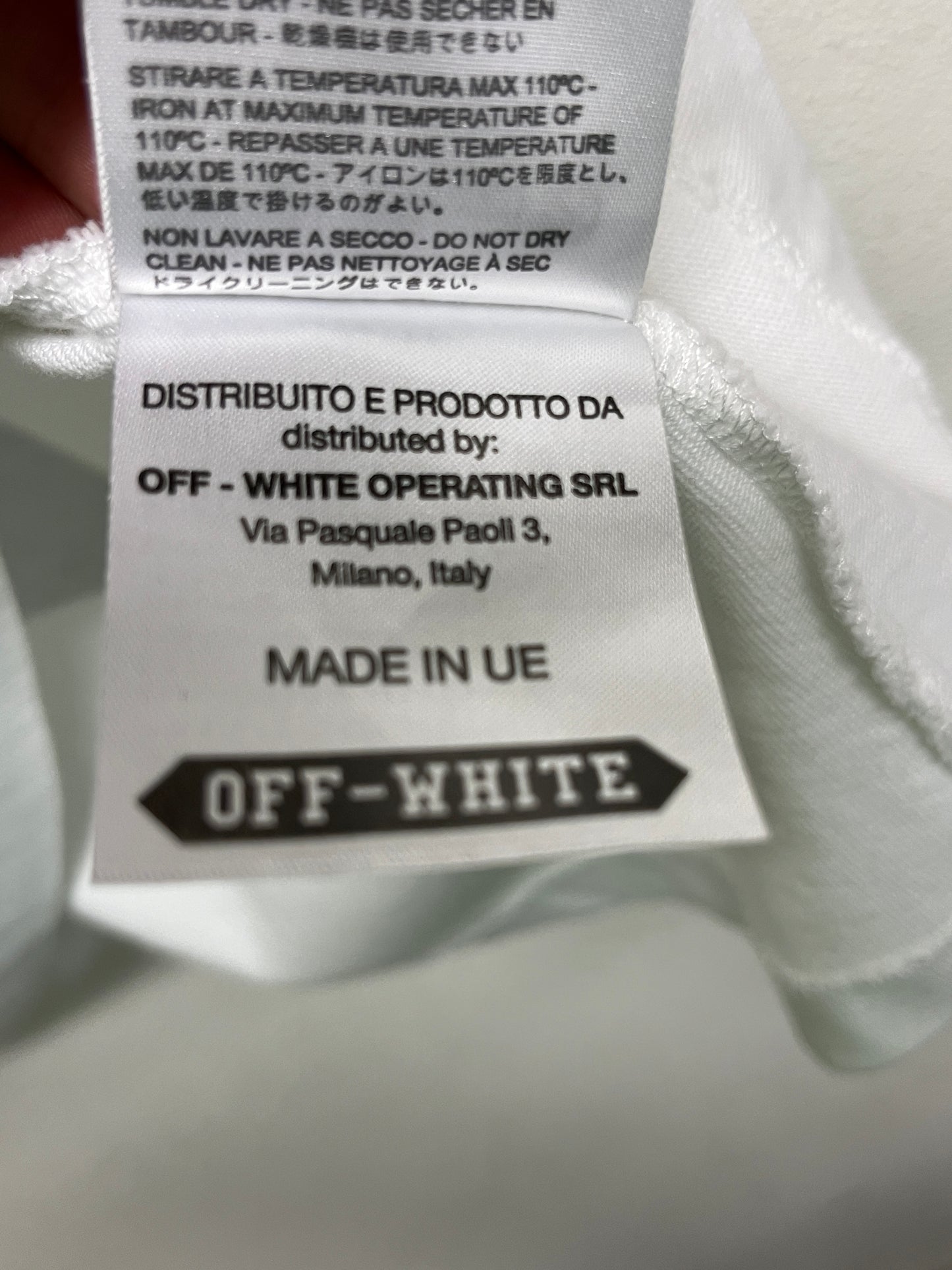 OFF-WHITE by Virgil Abloh rare white cotton tee with patches (M)