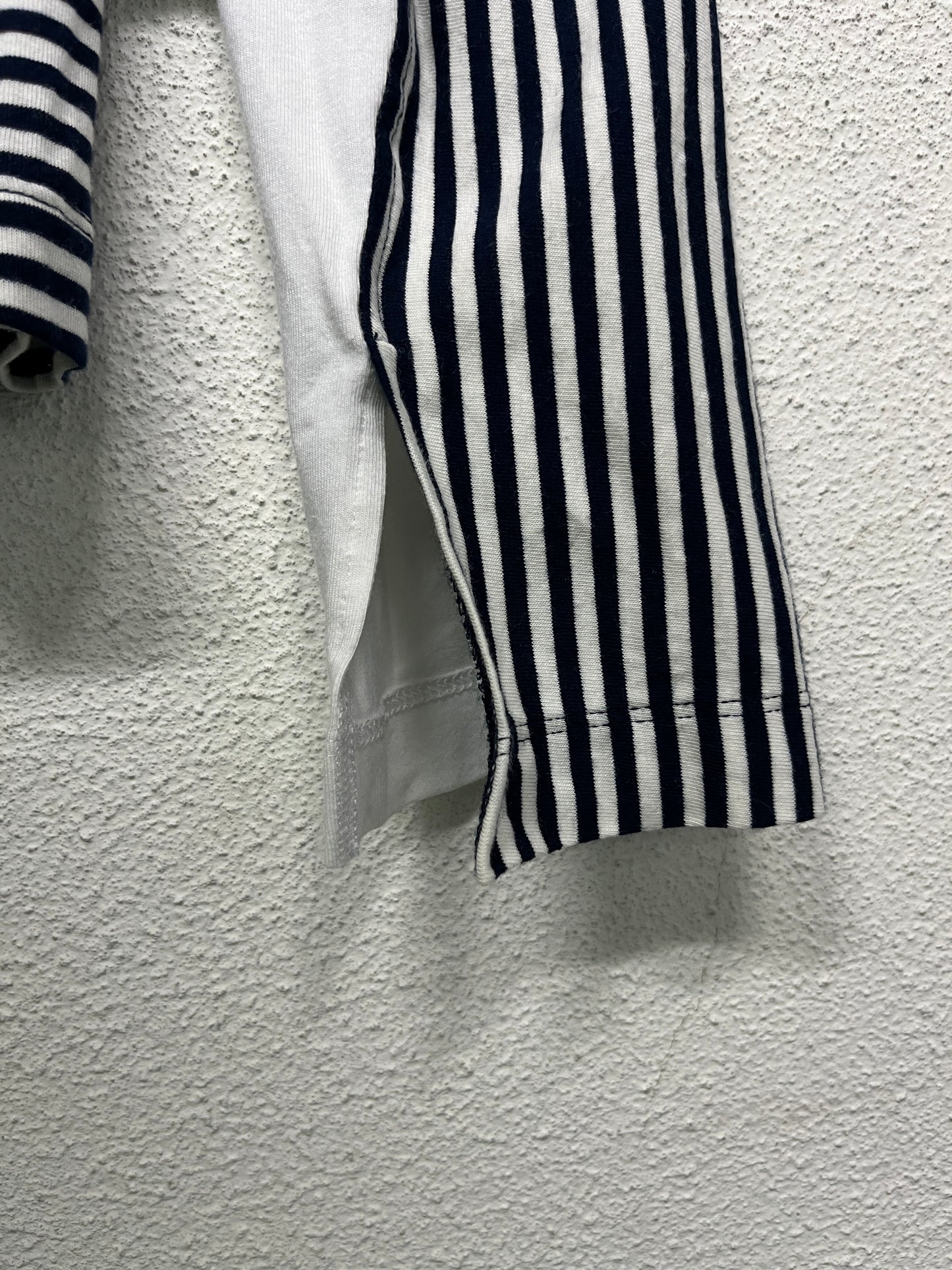 J.W. ANDERSON striped longsleeve top with fist cut-outs and chest logo (L)
