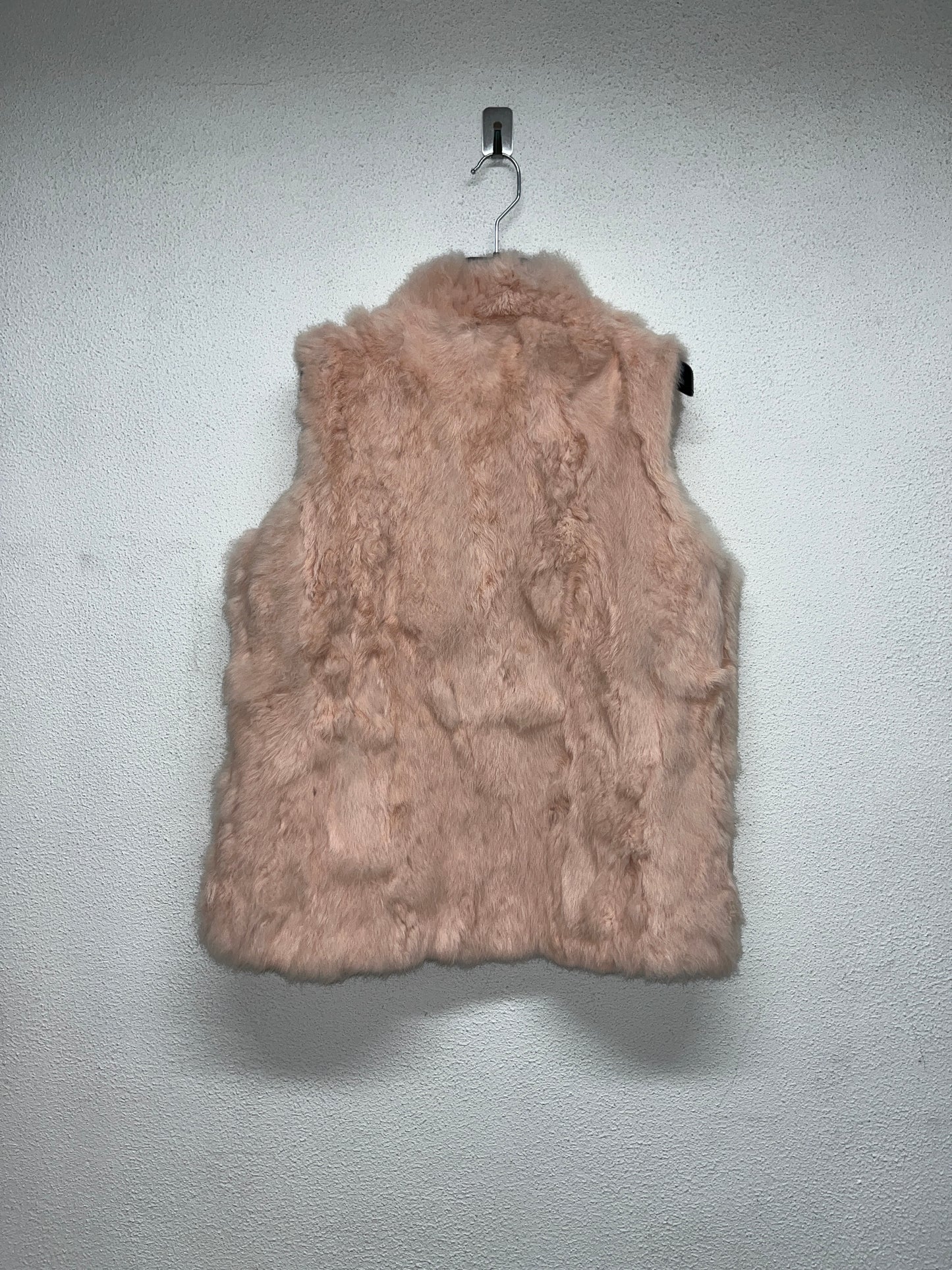 VINTAGE pink real fur vest (M)