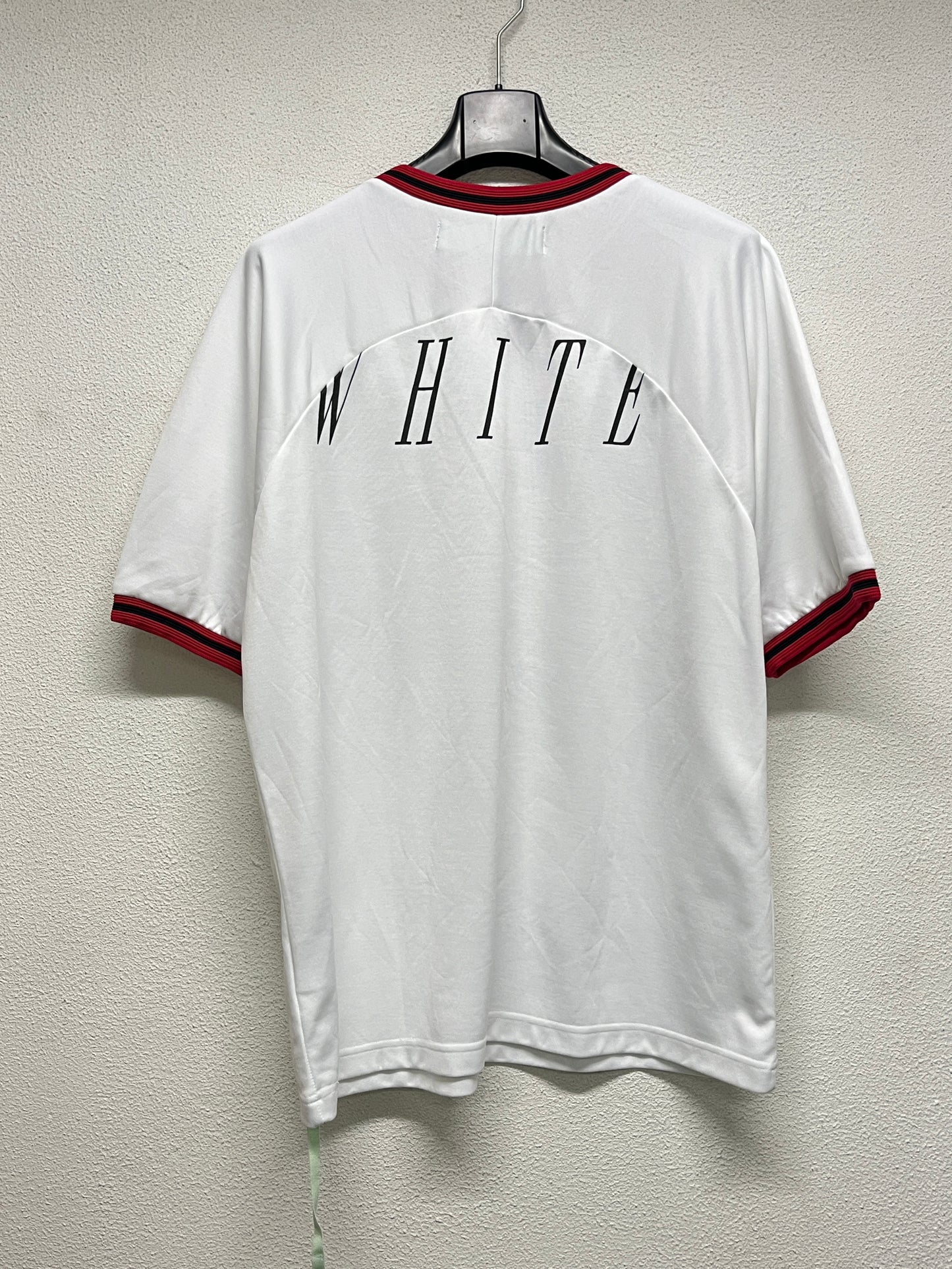 OFF-WHITE by Virgil Abloh rare white 'Nebraska' v-neck graphic jersey t-shirt (XL)