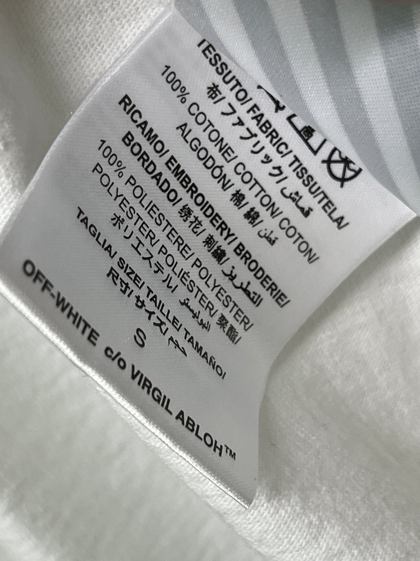 OFF-WHITE by Virgil Abloh rare tee with embroidered details (S)