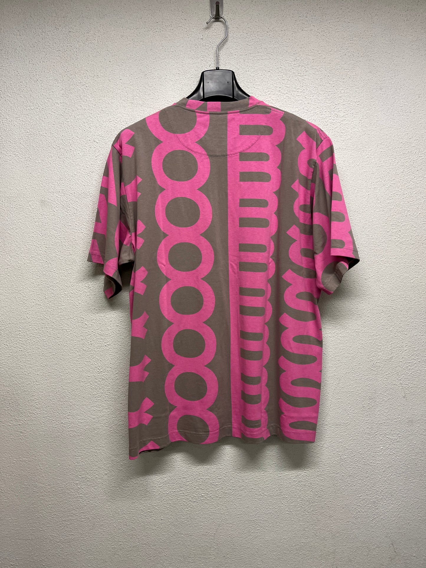 MARC JACOBS brown and pink logo tee (L/XL)