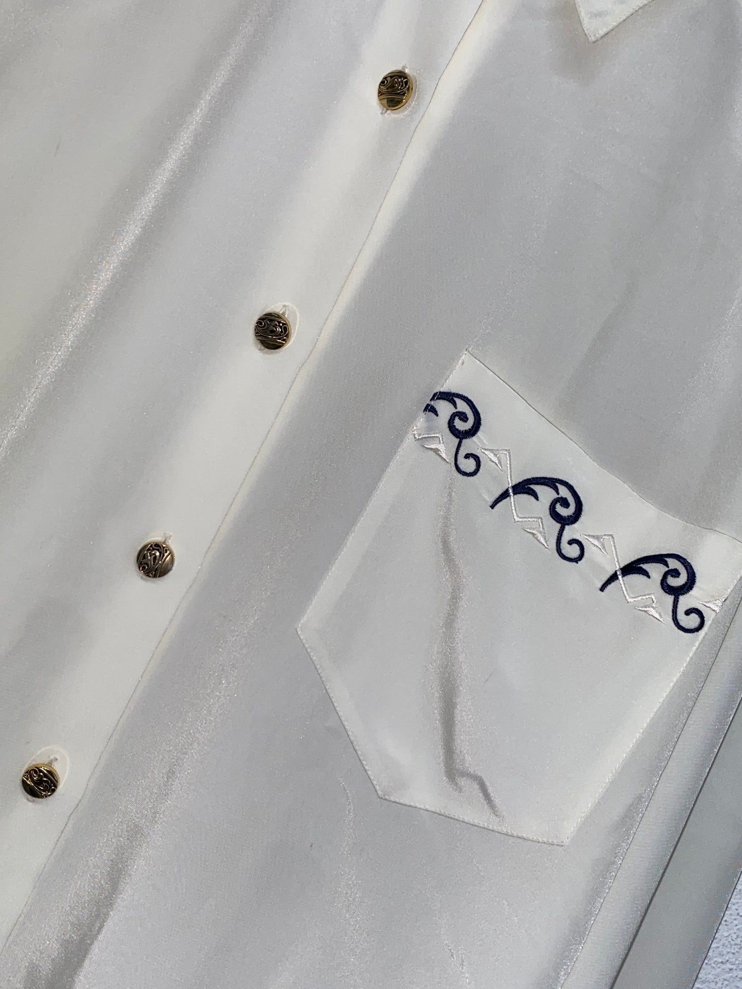 VINTAGE embroidery shirt (L/XL)