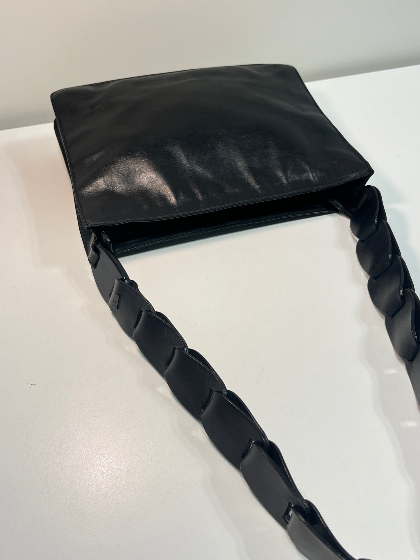 GUCCI by Tom Ford rare S/S 1997 black leather chain strap bag