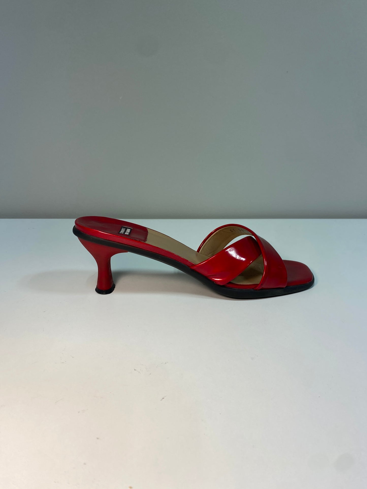 STUART WEITZMAN red leather sandals (39)