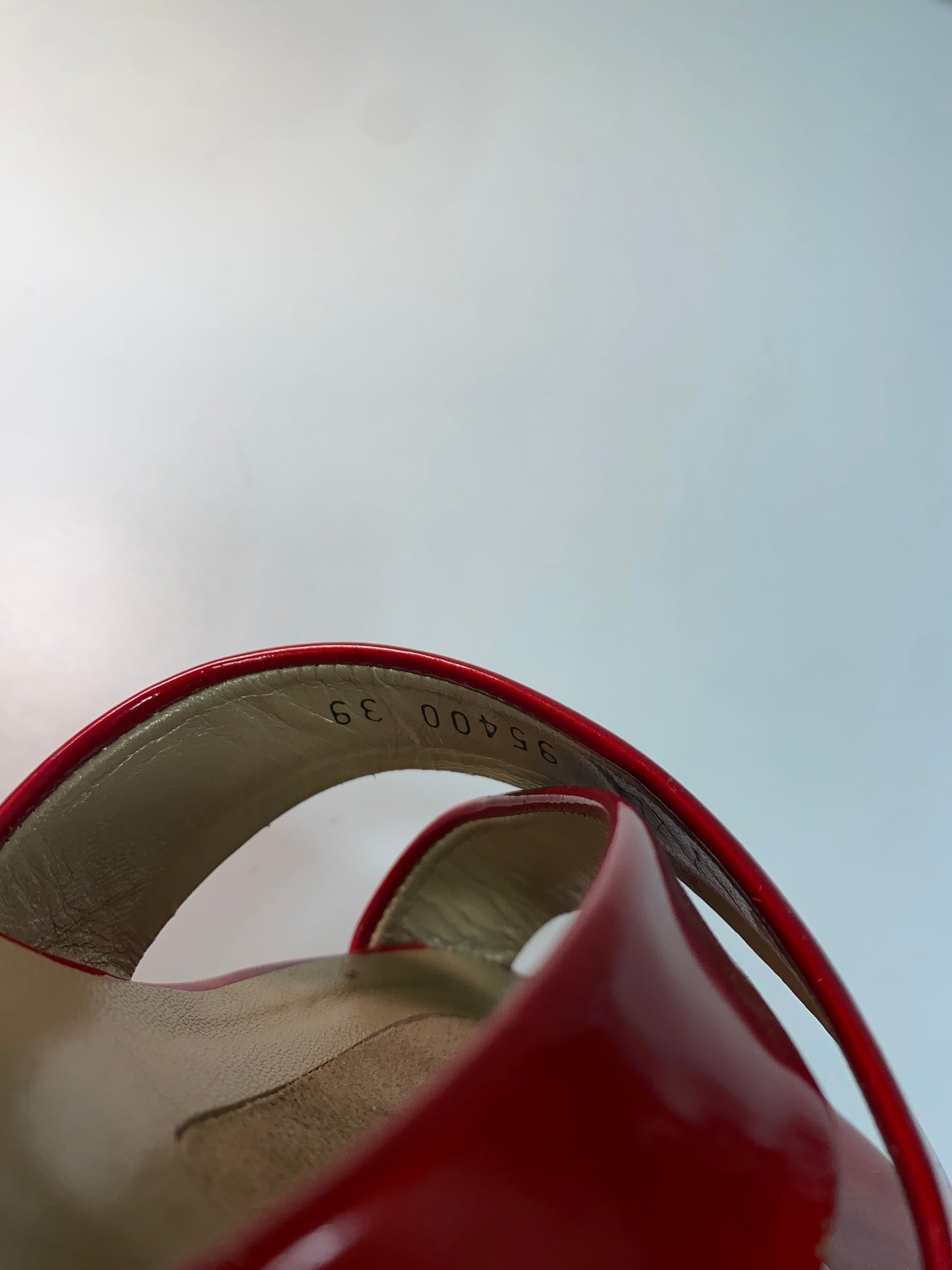STUART WEITZMAN red leather sandals (39)