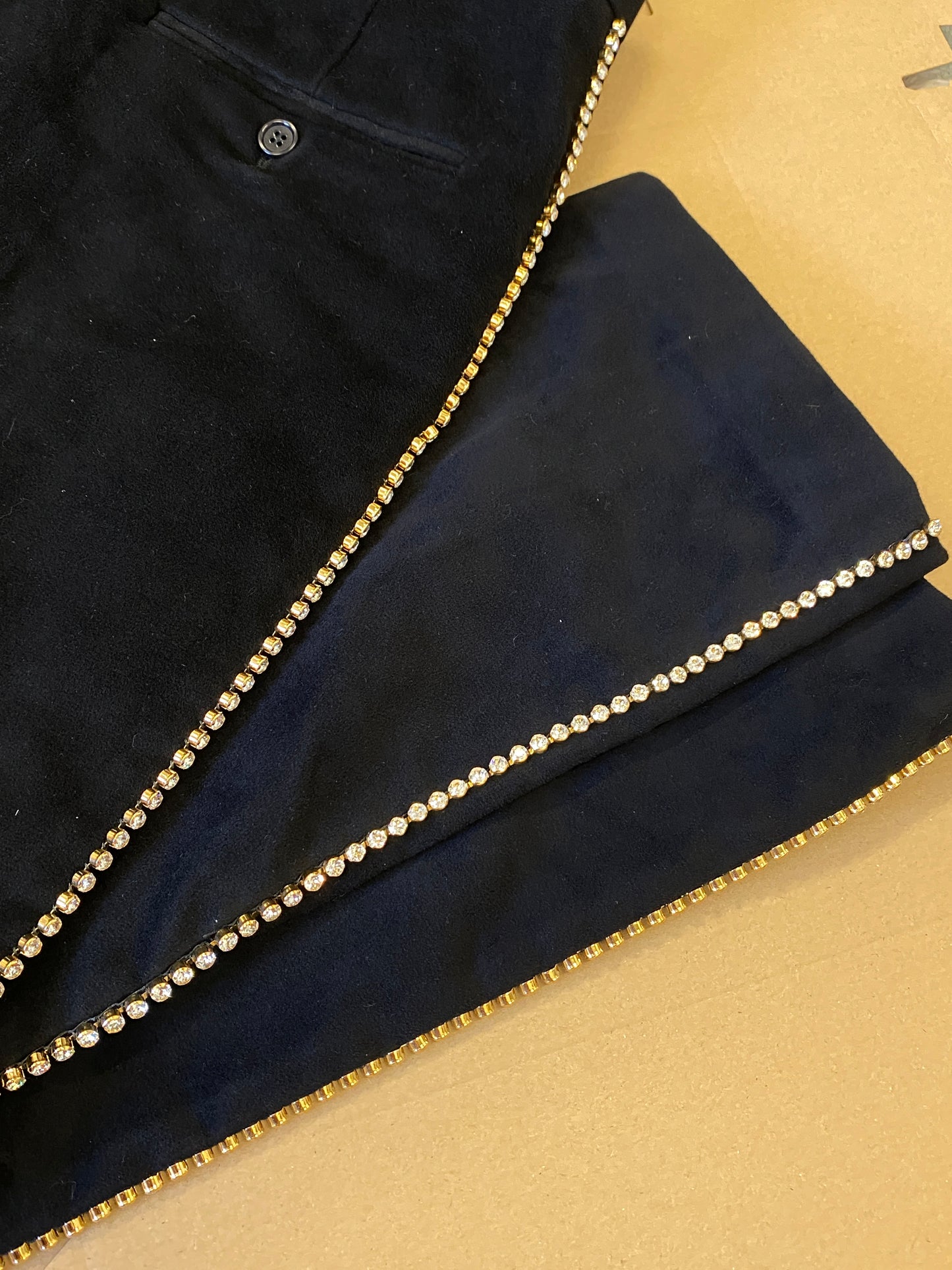 ISABEL MARANT black velvet slim fit pants with Swarovski rocks (34/XS)