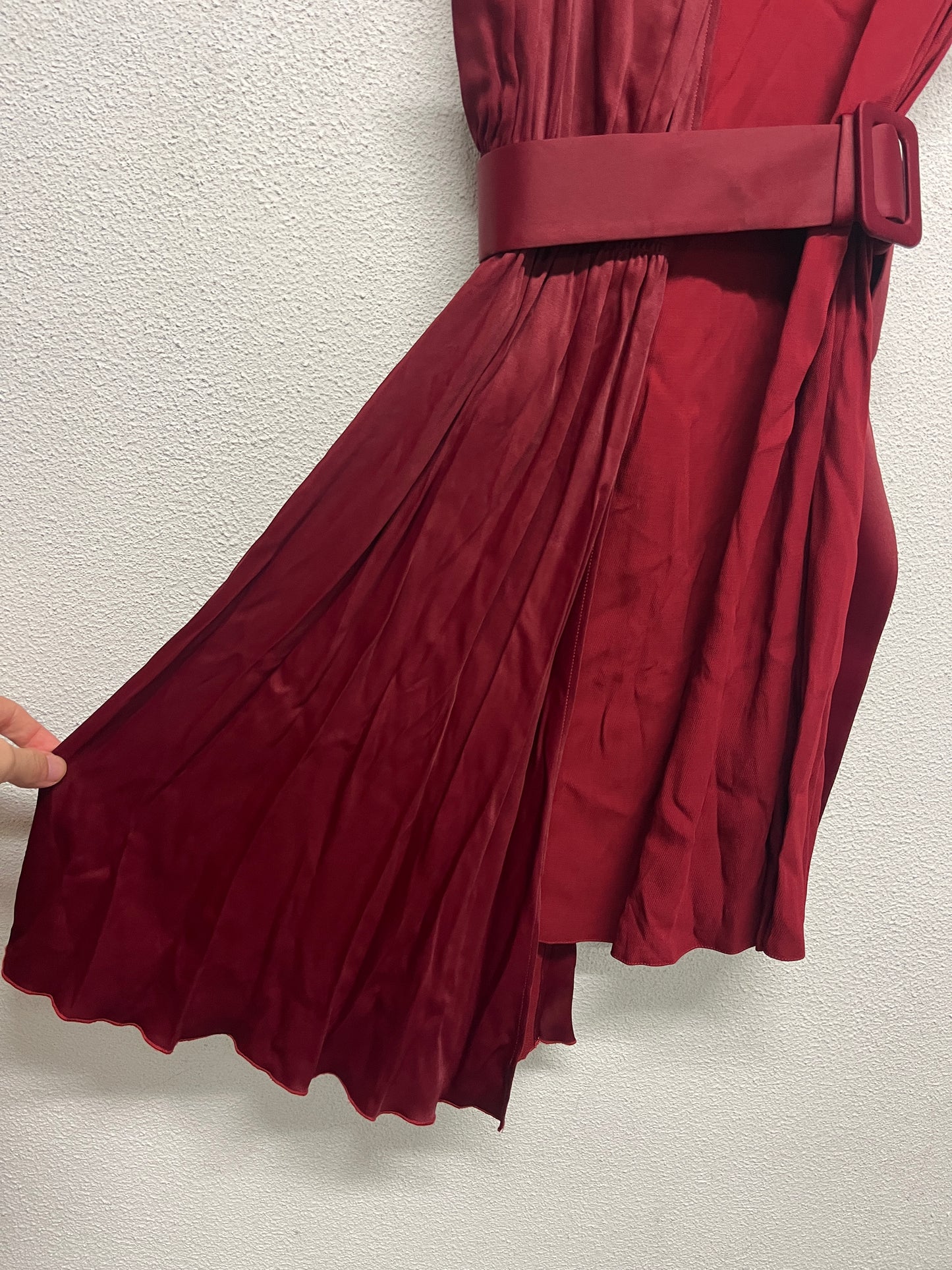 MAISON MARTIN MARGIELA MM6 red sleeveless asymmetrical midi belted dress (L)