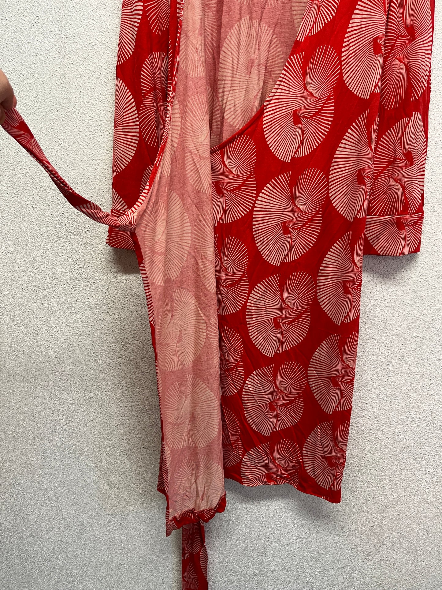 DIANE VON FÜRSTENBERG red wrap dress (XL)