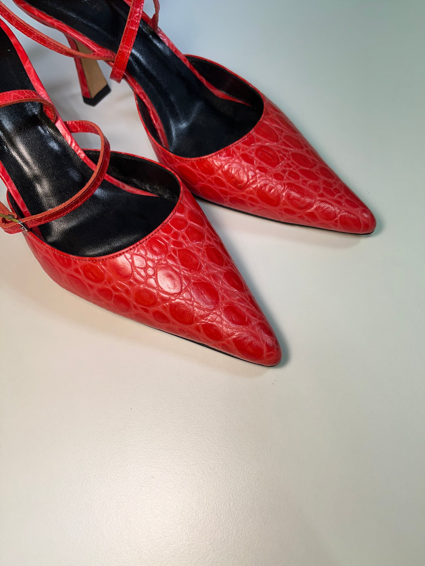 BY FAR red leather heels (37IT)