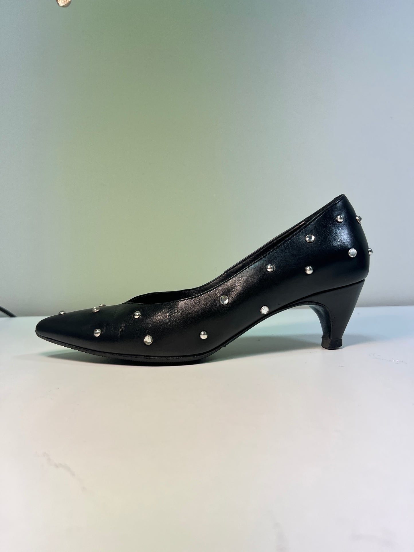 MAJE black leather studded pointy pumps (36)