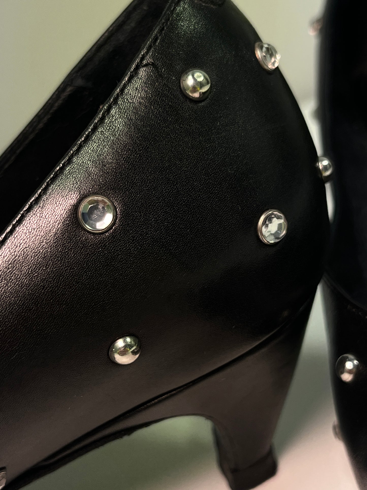 MAJE black leather studded pointy pumps (36)