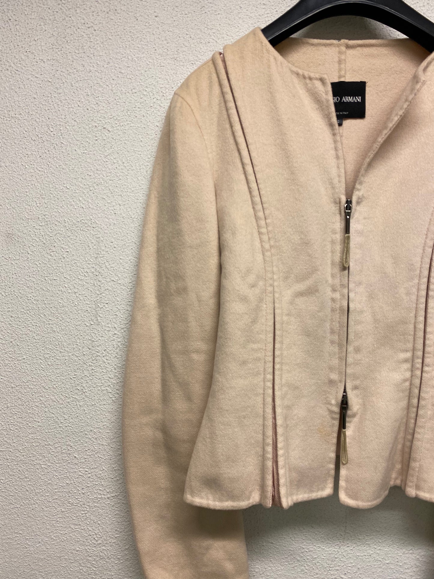 ARMANI corseted zip up cashemere beige blazer-jacket (M)