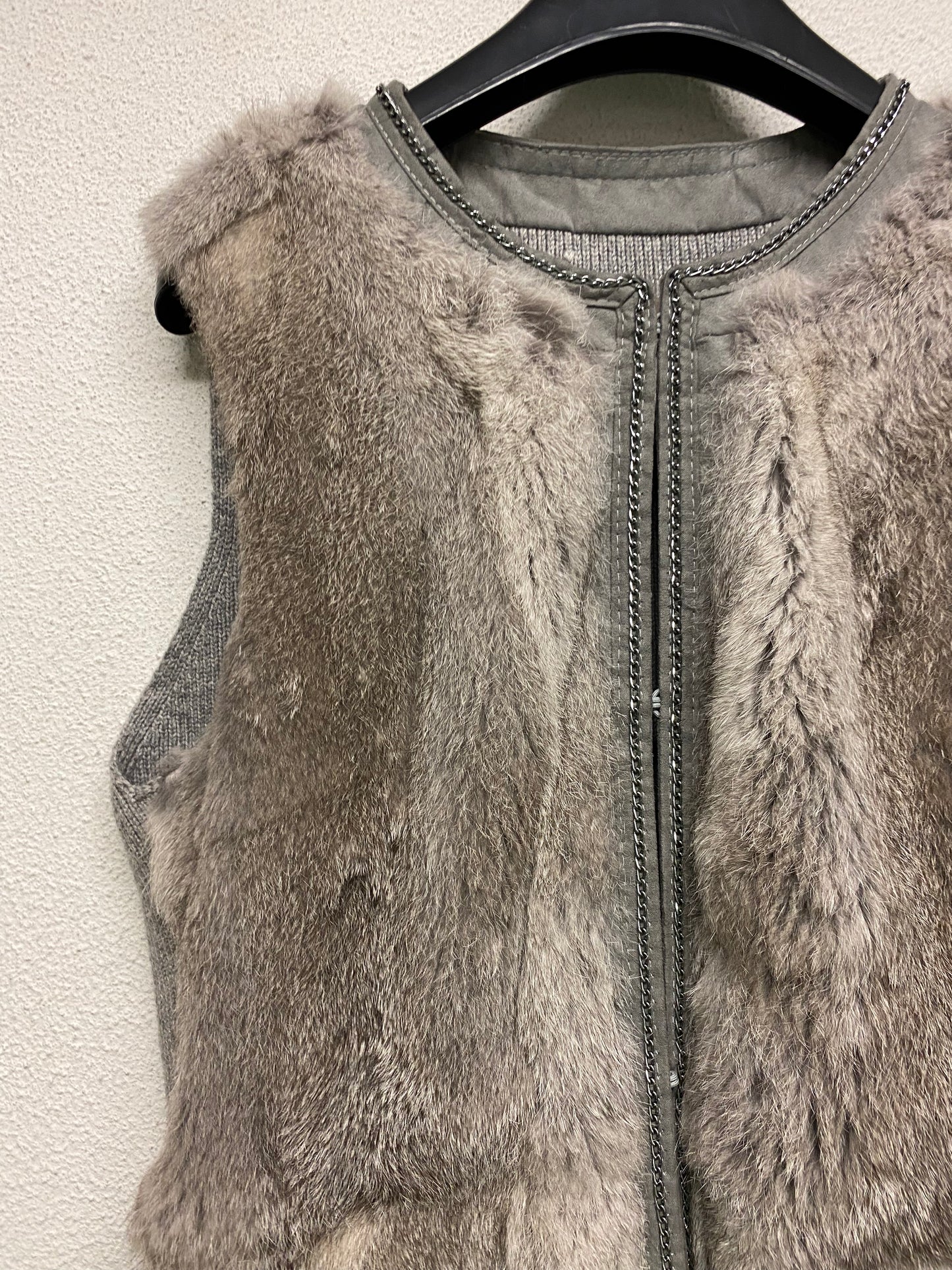 VINTAGE grey rabbit fur vest with silver chain detail (M)
