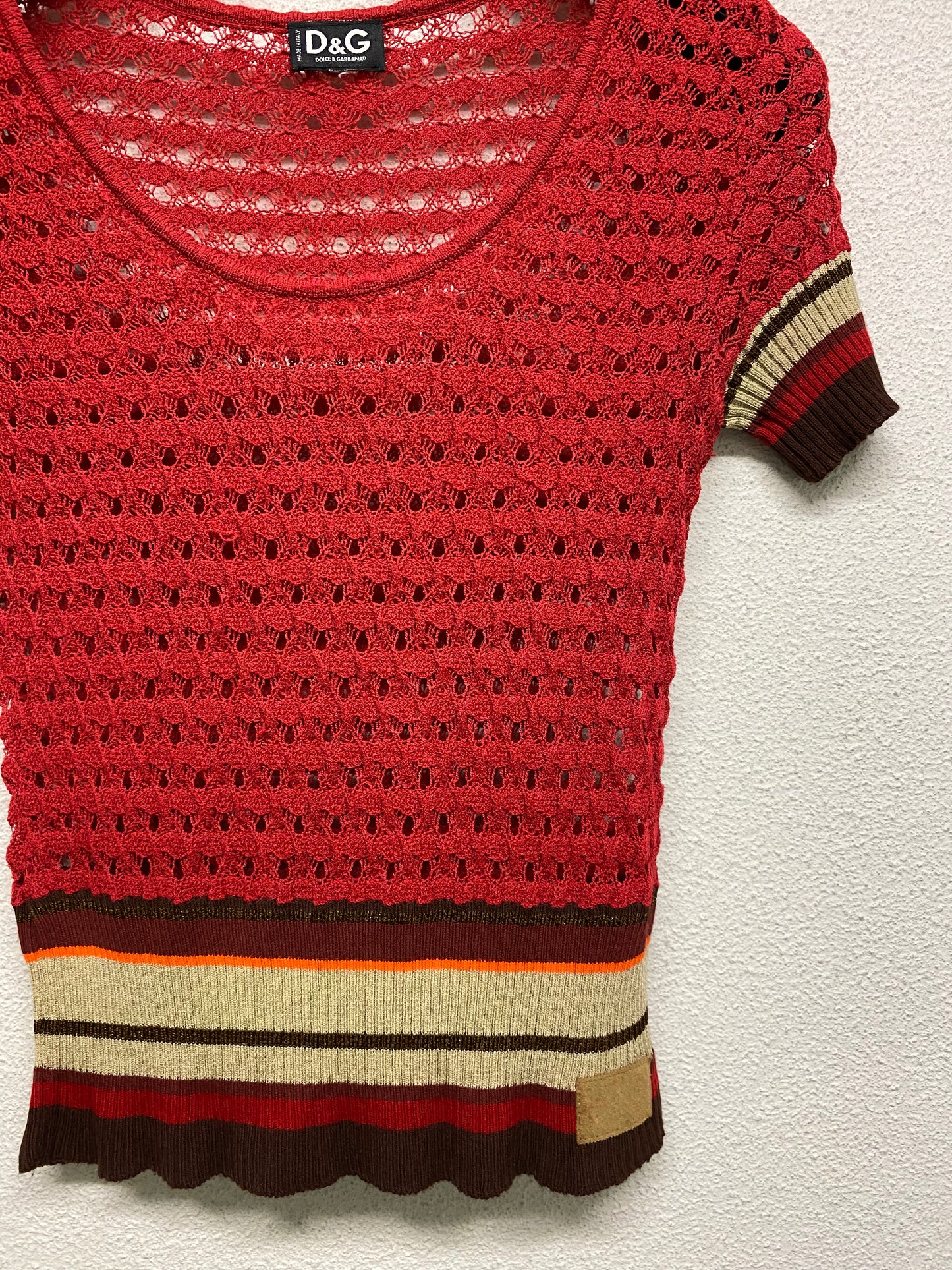 DOLCE & GABBANA red ribbed crochet cropped blouse (S)