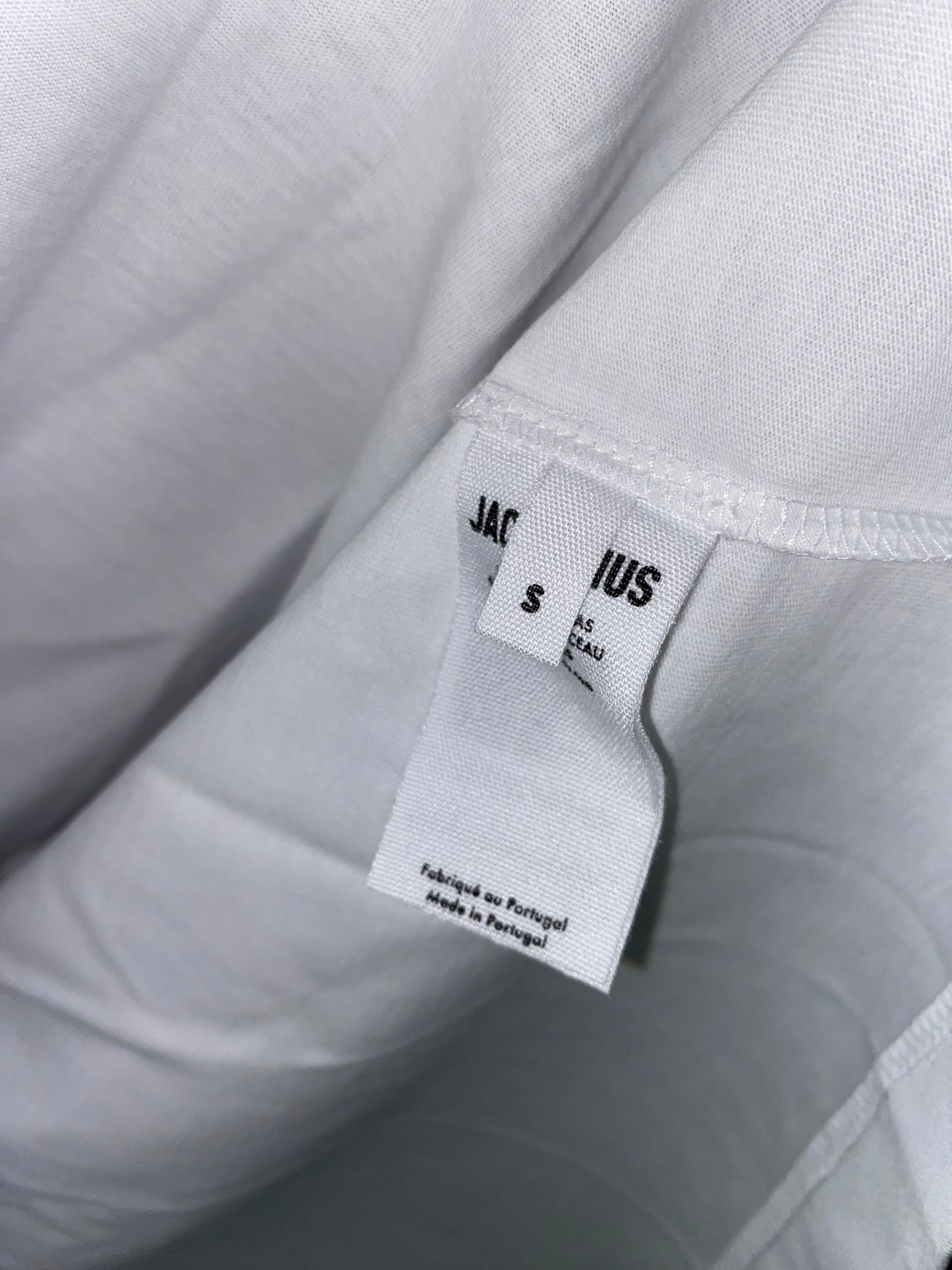 JACQUEMUS white logo tee (S/M)