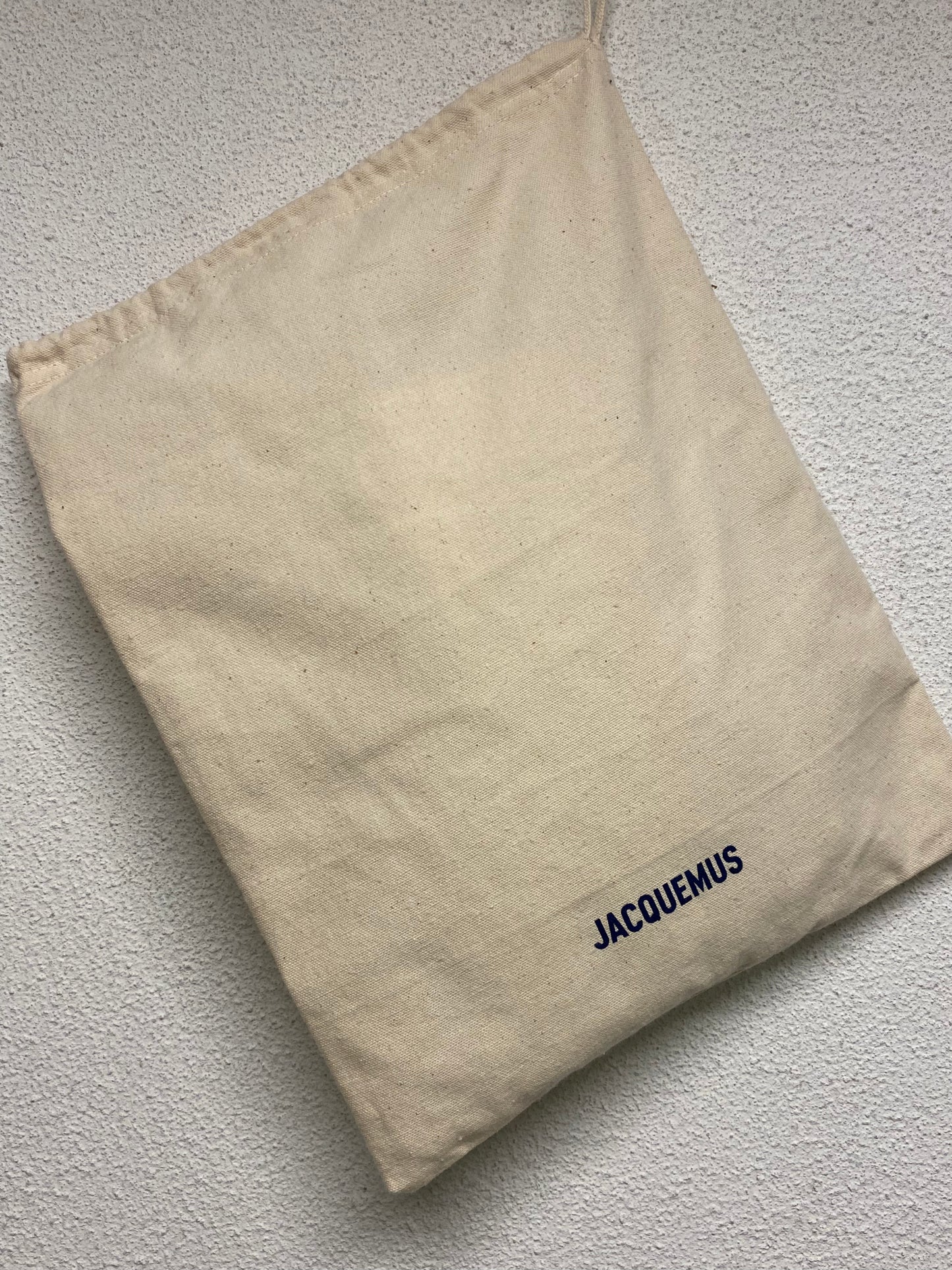 JACQUEMUS white logo tee (S/M)