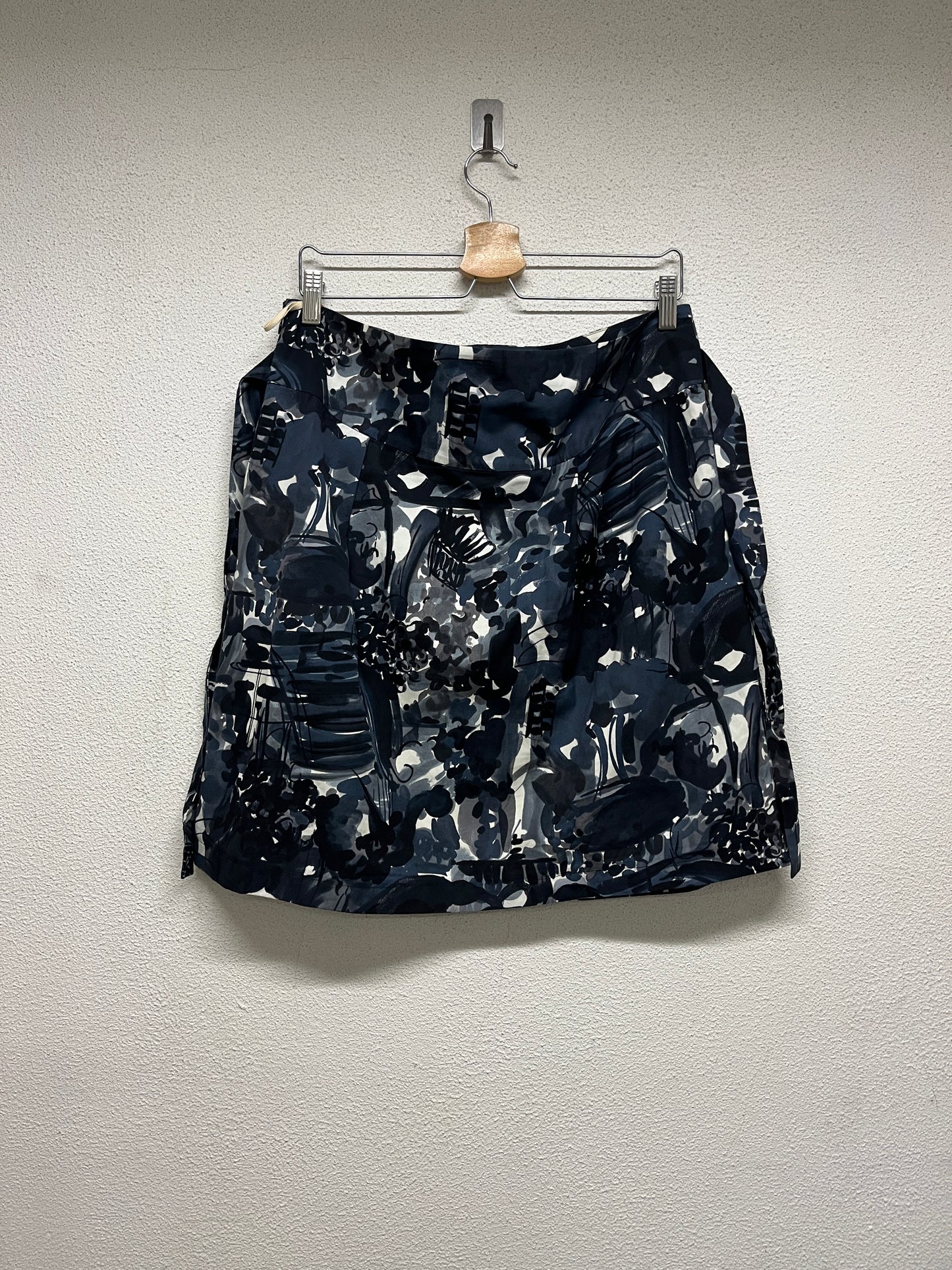 MARNI pleated Skirt with abstract pattern (XL)
