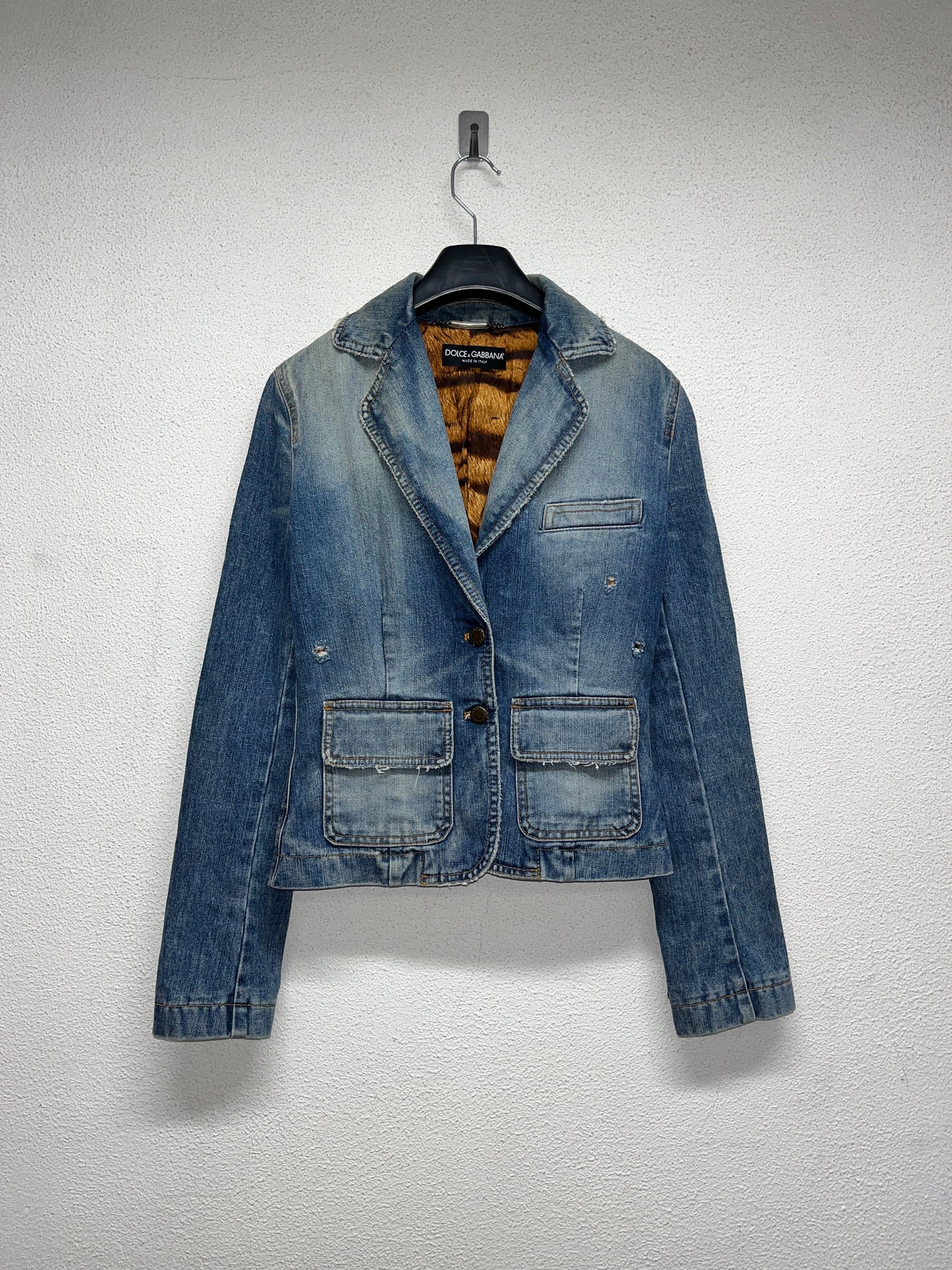DOLCE & GABBANA distressed denim jacket with logo patch (S)