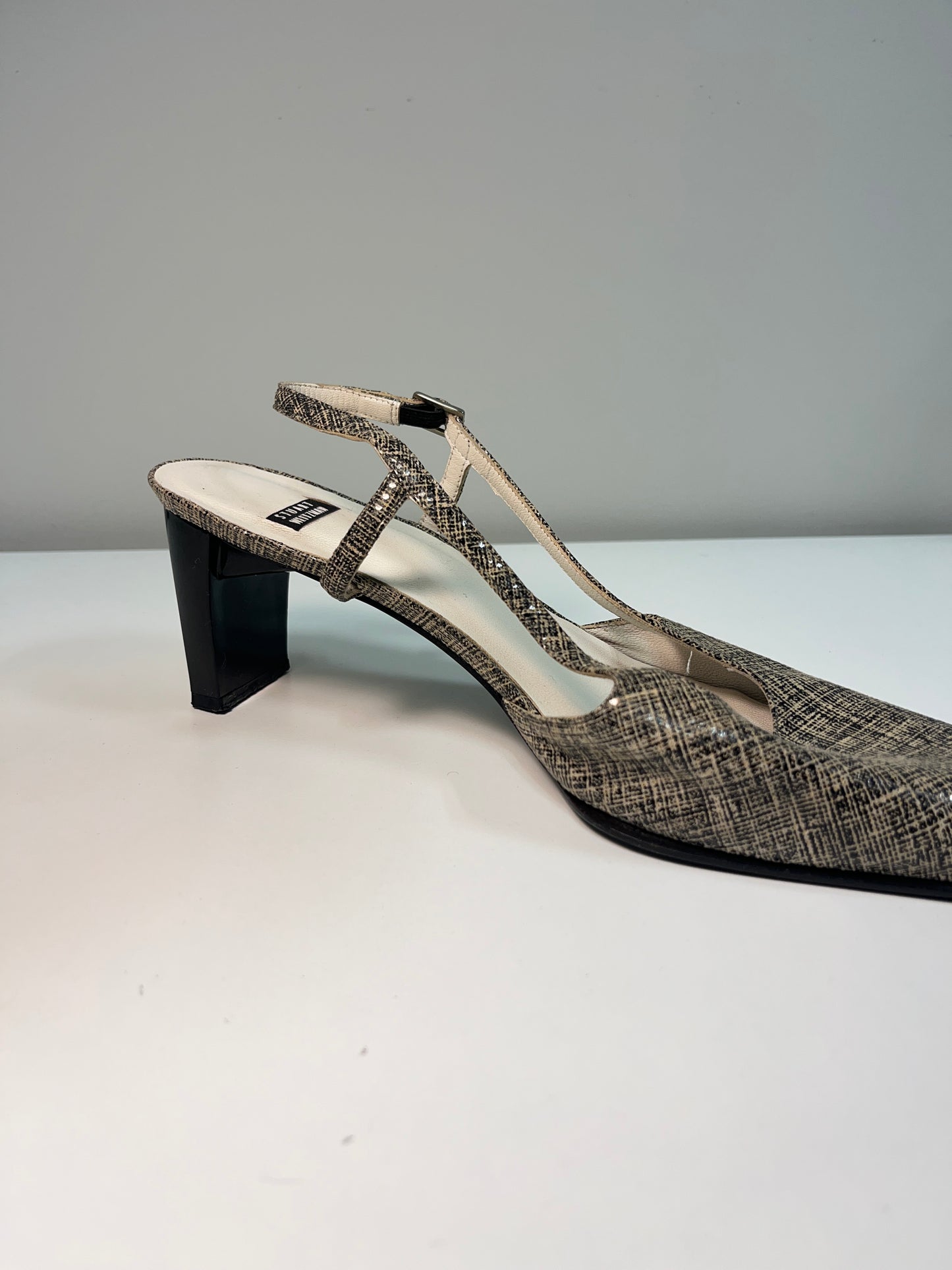 STUART WEITZMAN leather slingback squared toe sandals (40)