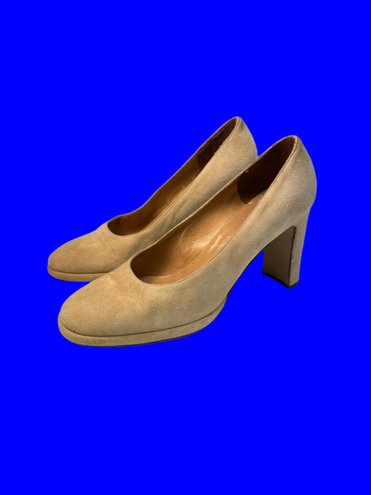 CASADEI beige suede rounded toe classic pumps (40)