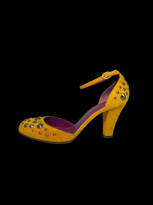 MARC JACOBS 2000s mustard suede pumps (37.5)
