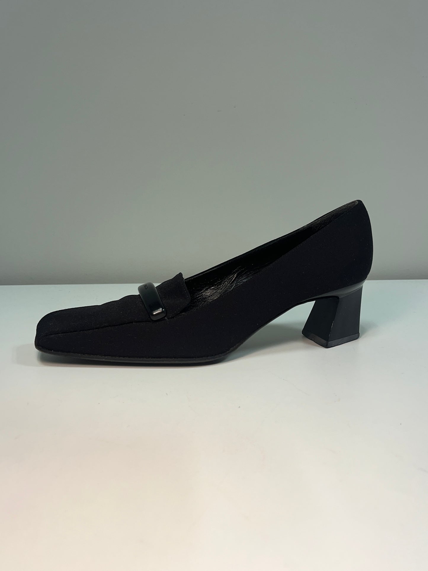PRADA black squared toe shoes (37)