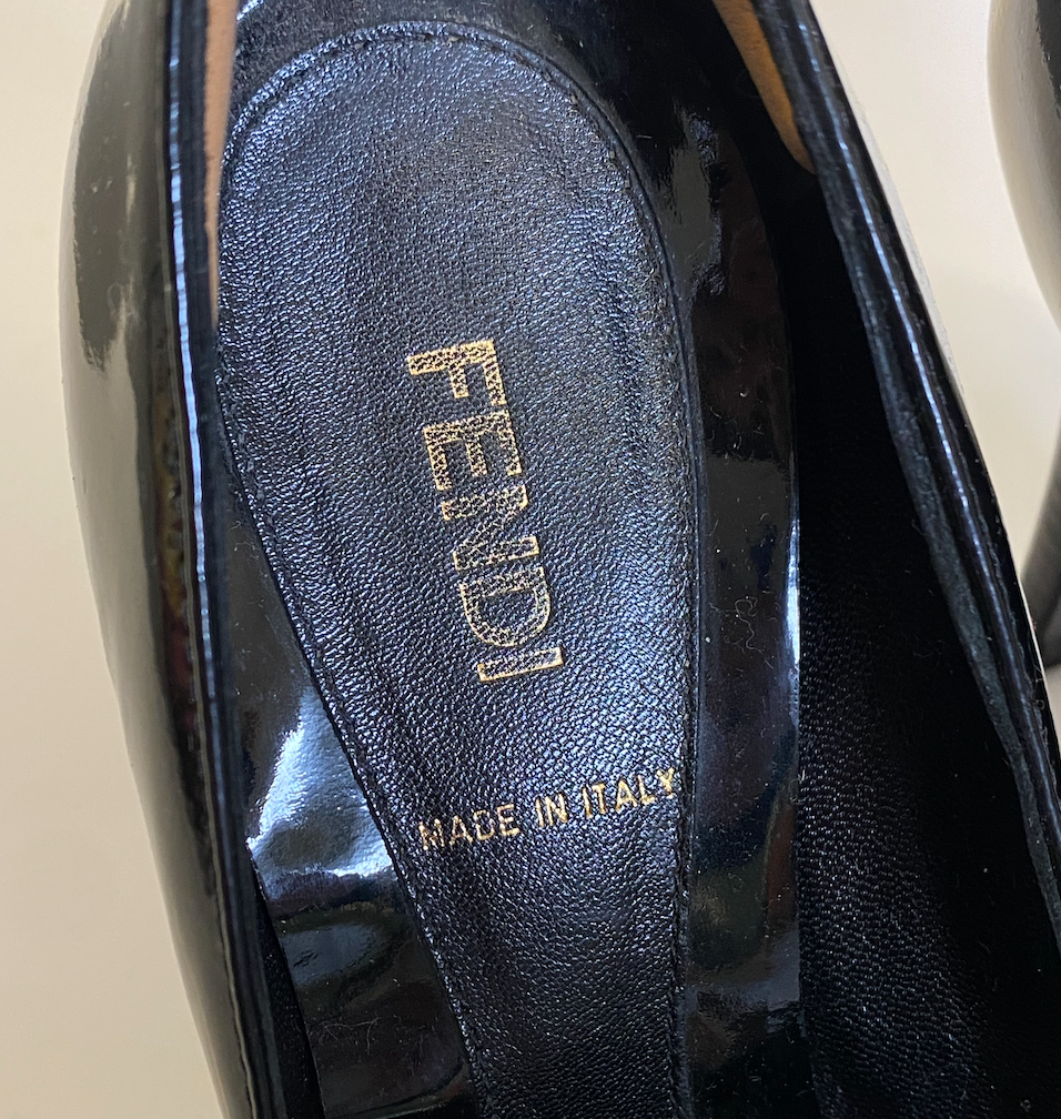 FENDI leather heels (36.5)