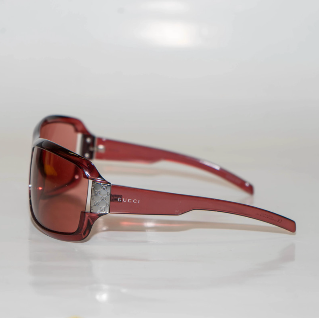 GUCCI red sunglasses