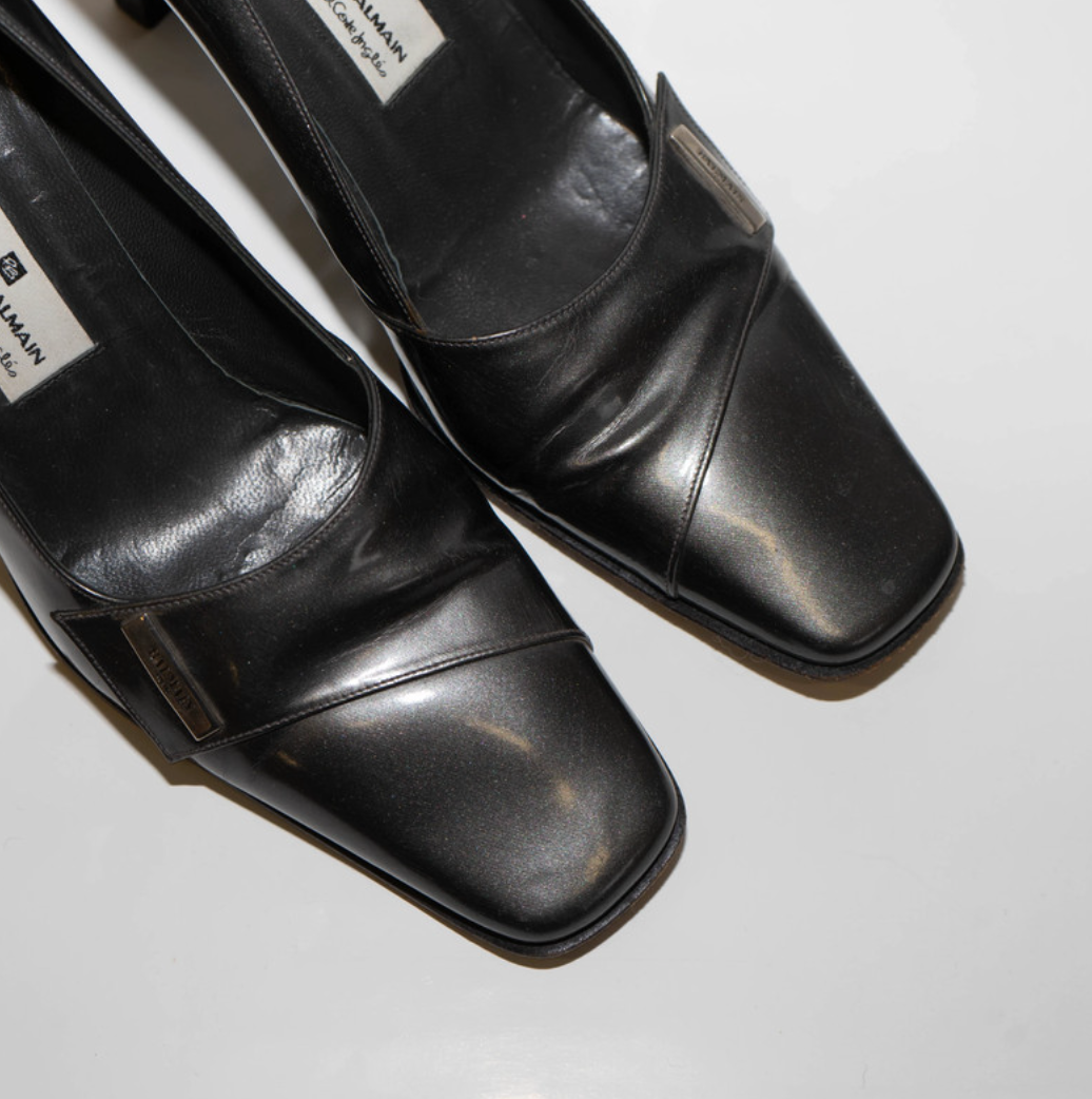 BALMAIN silver leather pumps (38)