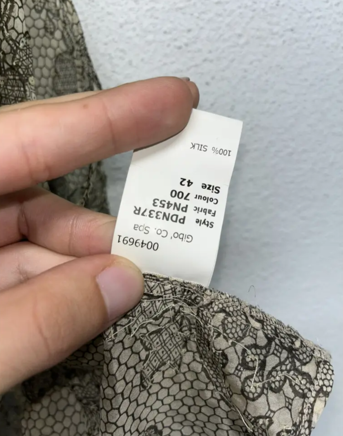 PAUL SMITH silk ruffled sleeveless blouse (42/L)