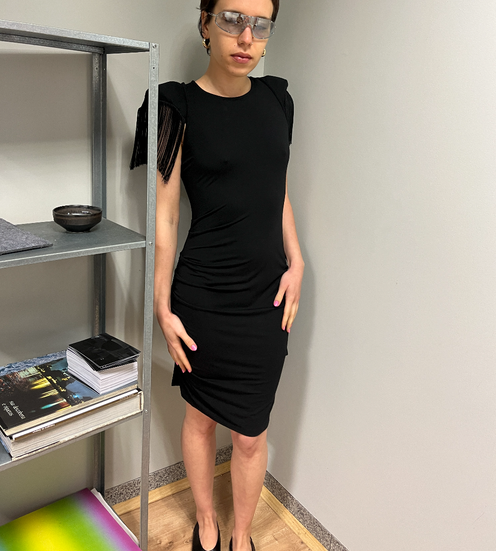 PATRIZIA PEPE black viscose dress with shoulder fringes and pads (XS/S)